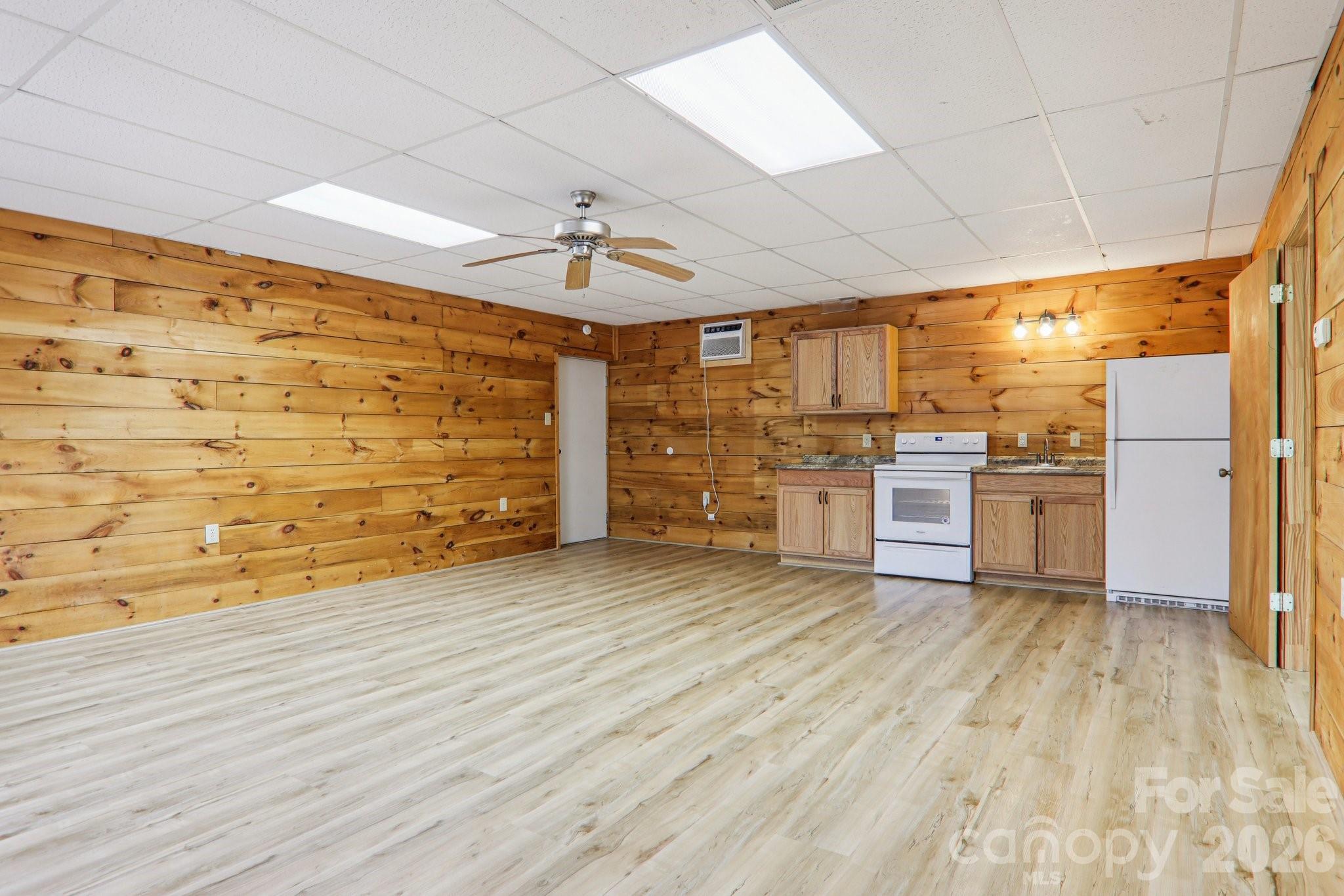 955 Soco Road — Maggie Valley