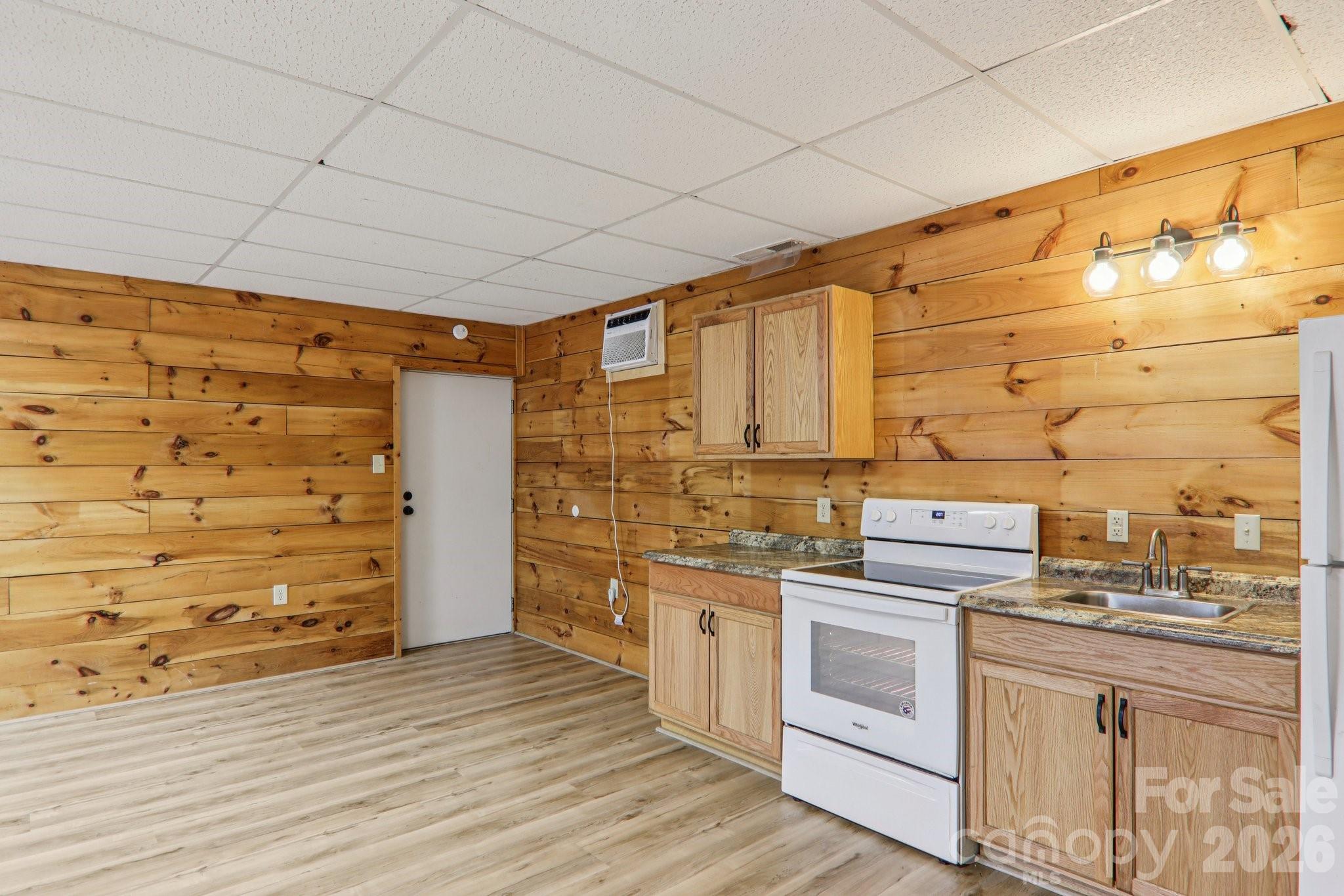 955 Soco Road — Maggie Valley