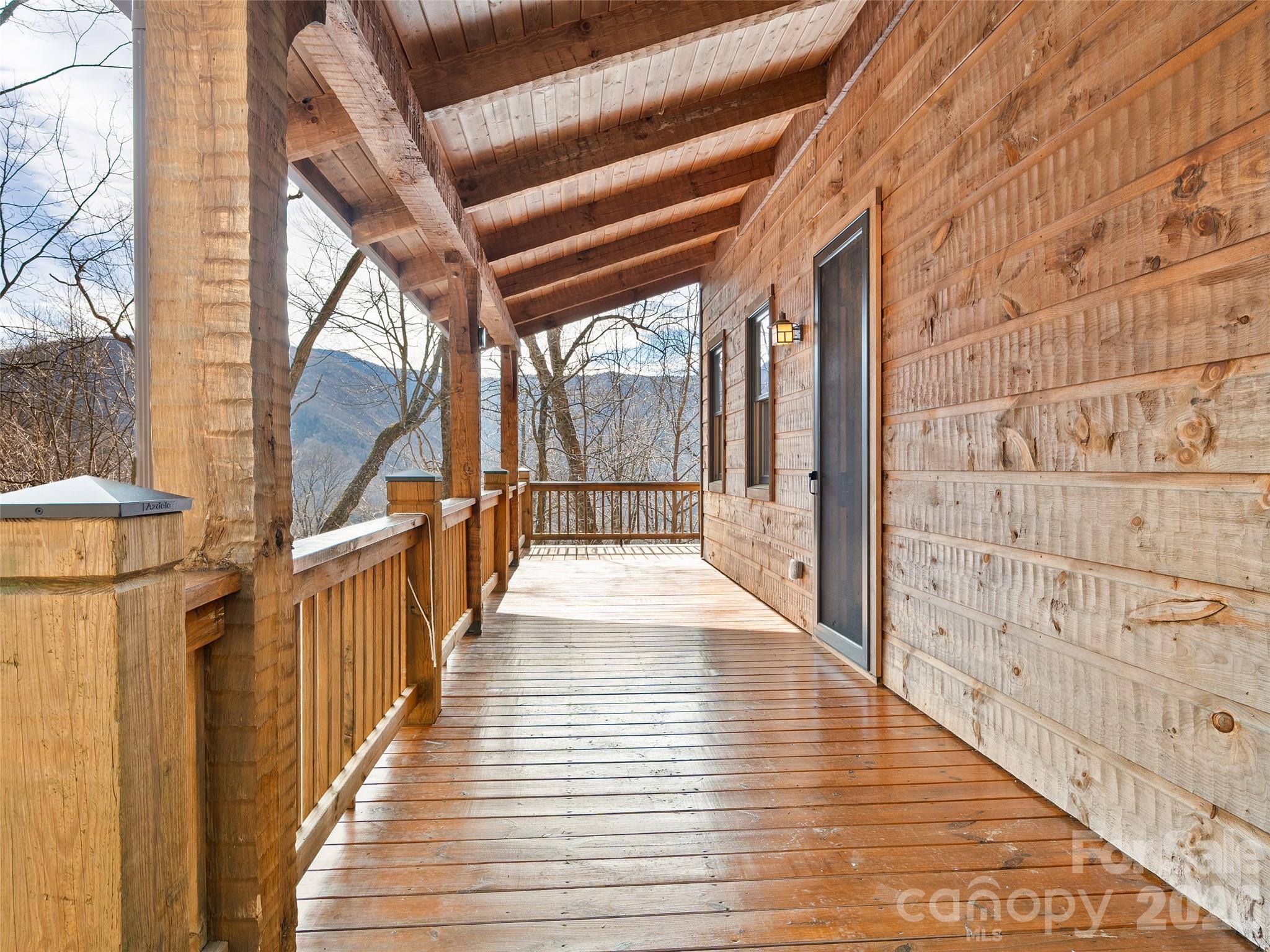 173 Heavenview Point — Maggie Valley