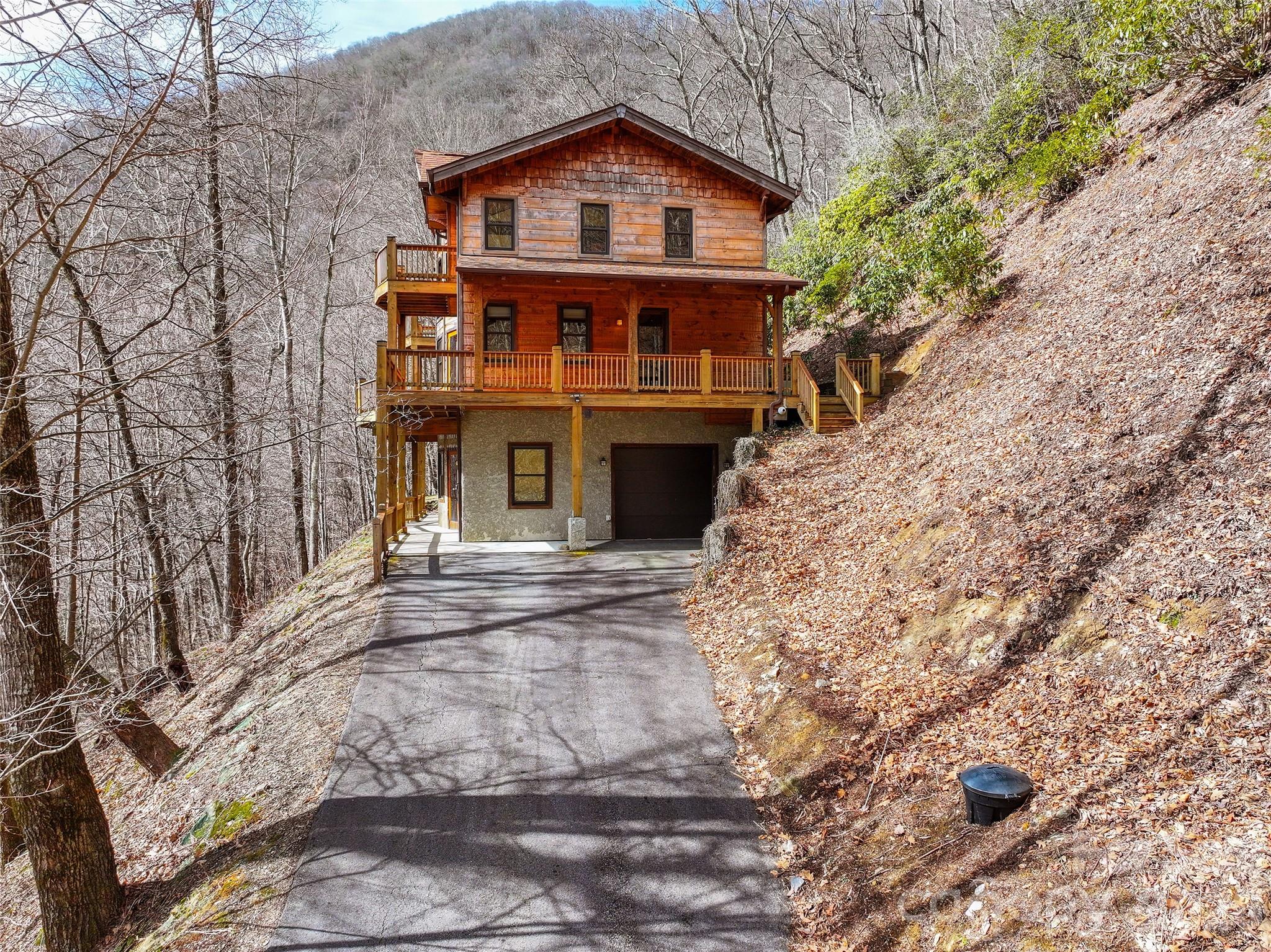 173 Heavenview Point — Maggie Valley