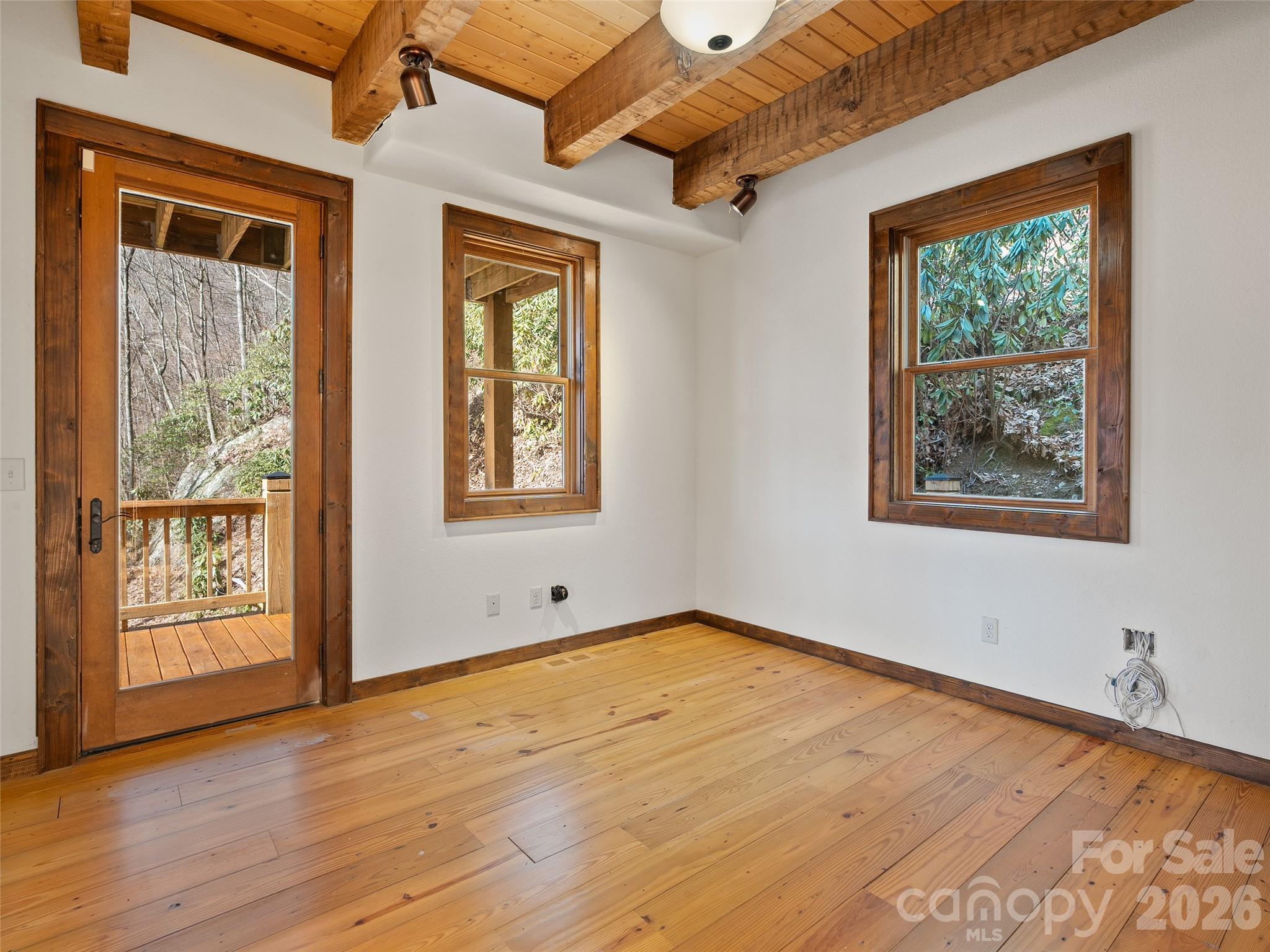 173 Heavenview Point — Maggie Valley