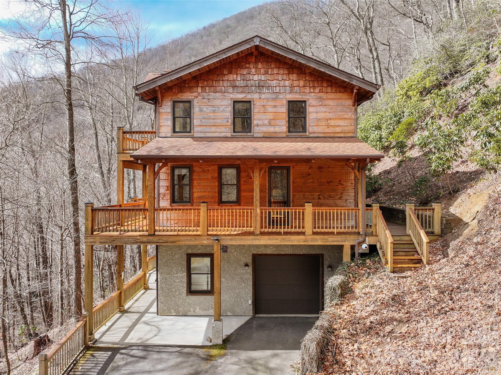 173 Heavenview Point — Maggie Valley