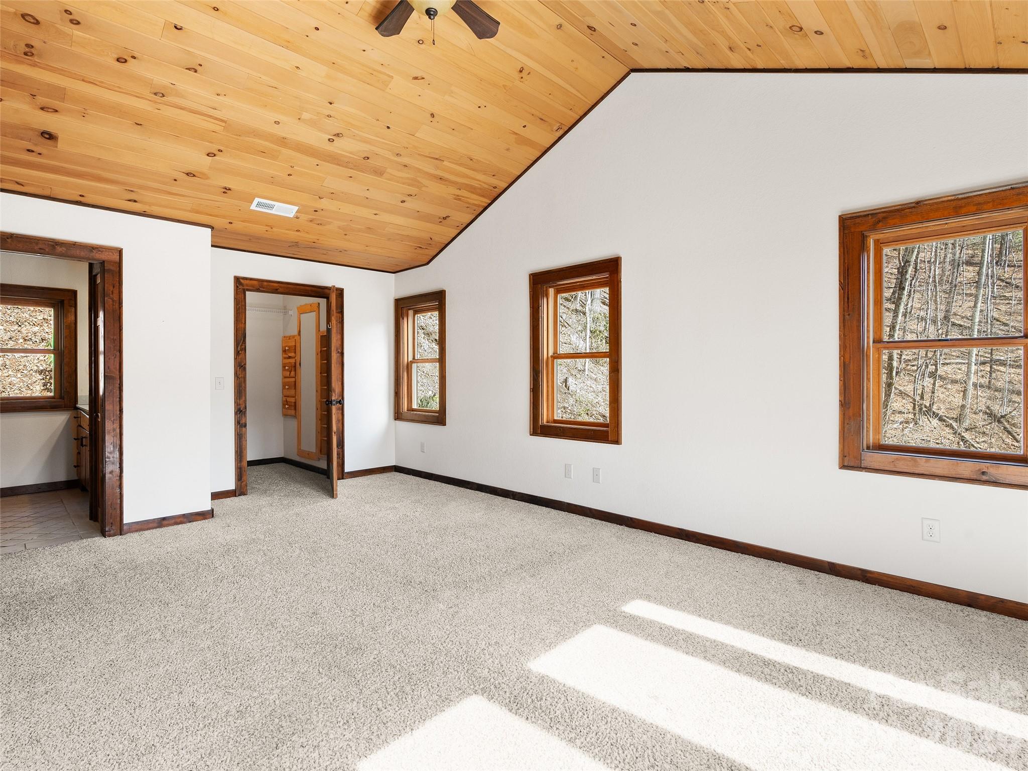 173 Heavenview Point — Maggie Valley
