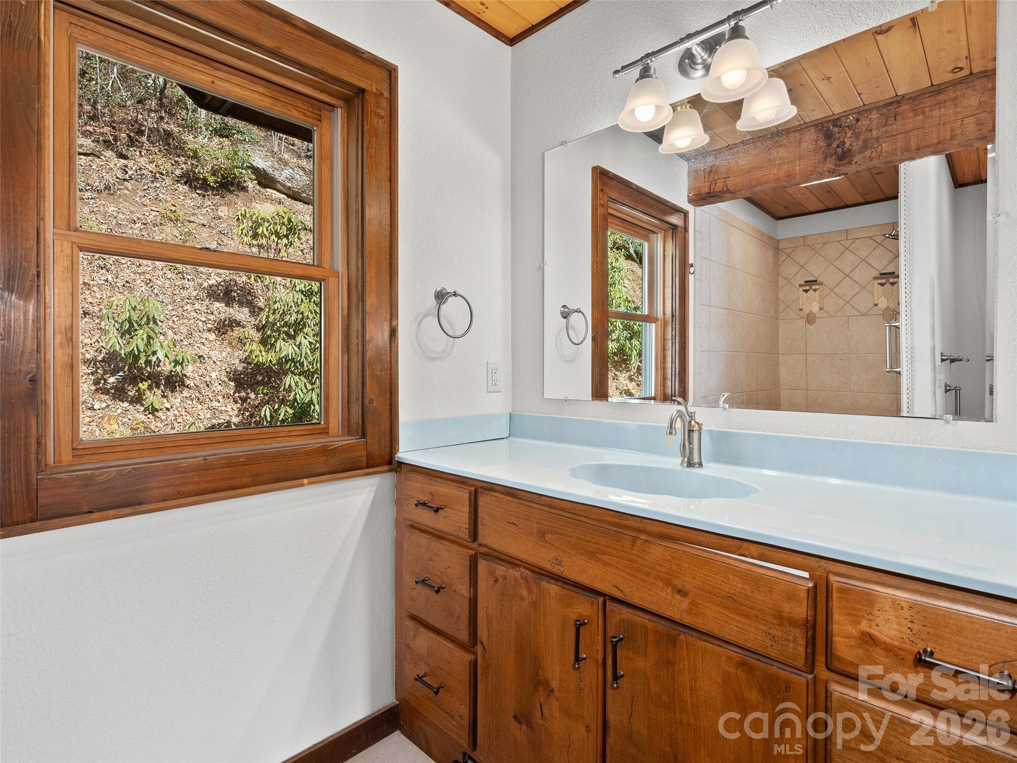 173 Heavenview Point — Maggie Valley