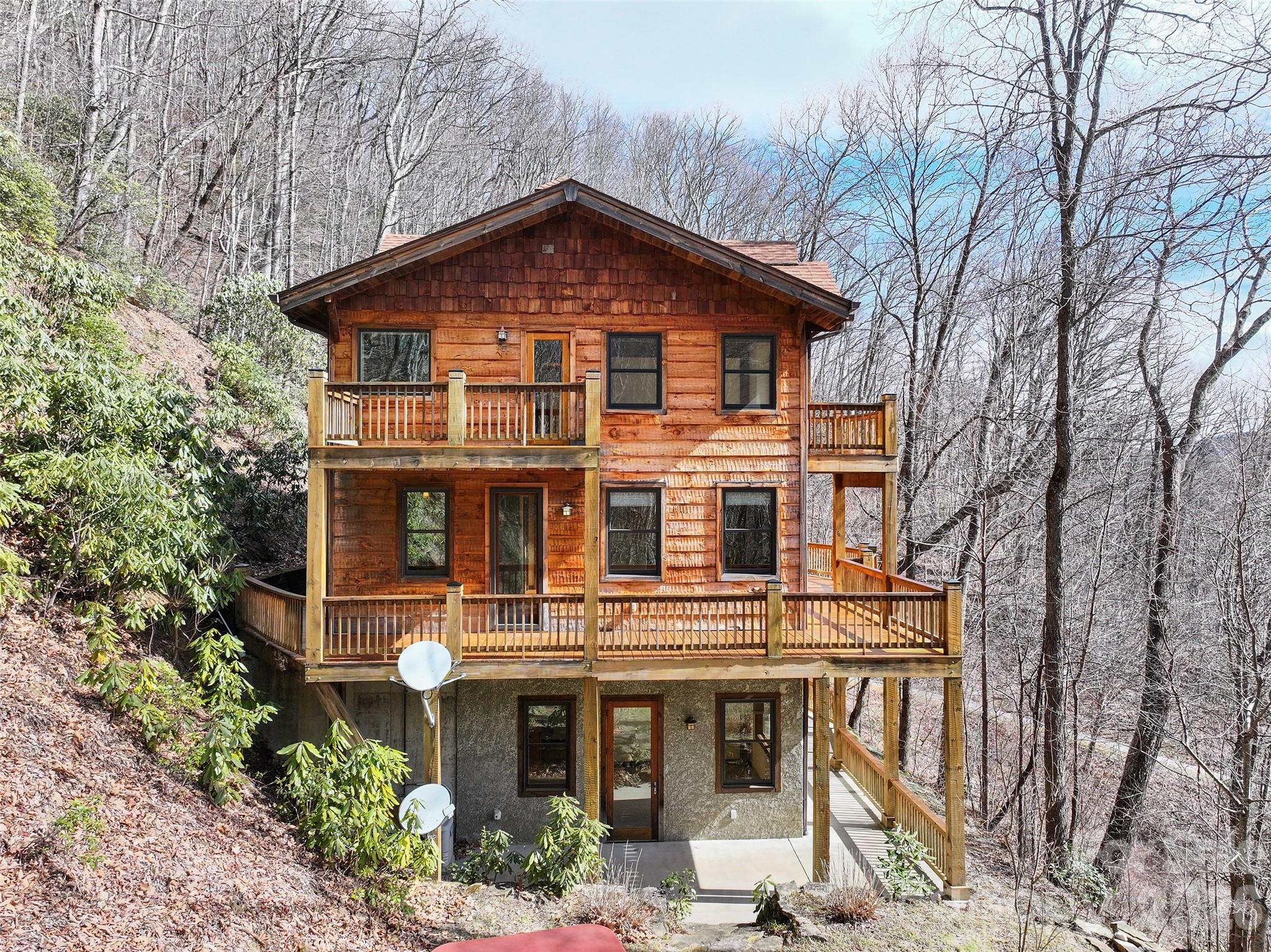 173 Heavenview Point — Maggie Valley