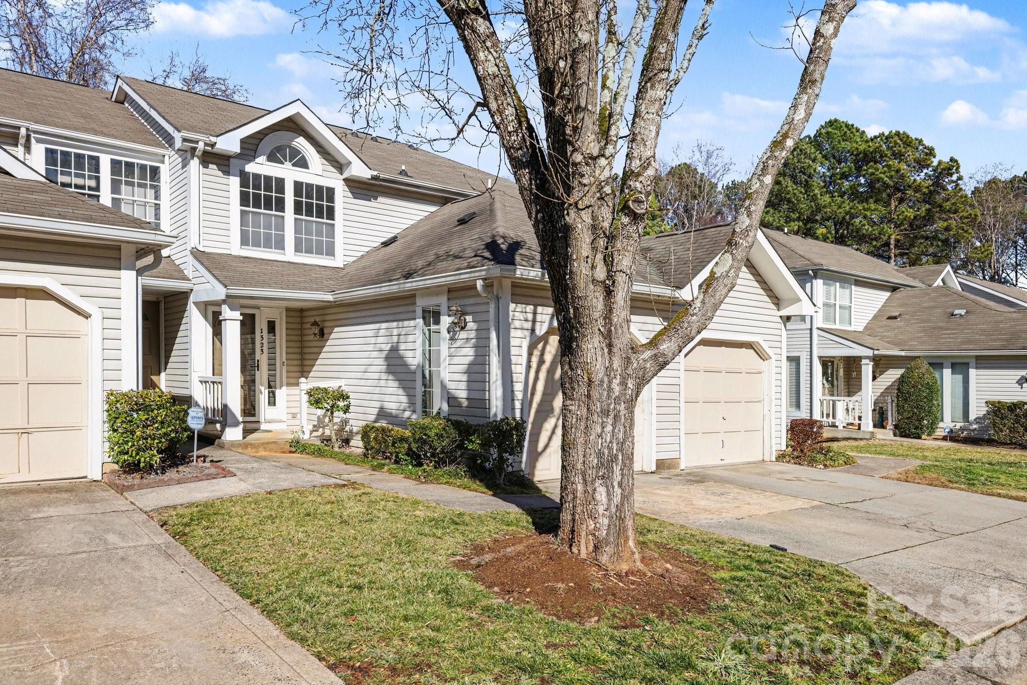 1323 Maple Shade Lane — Charlotte