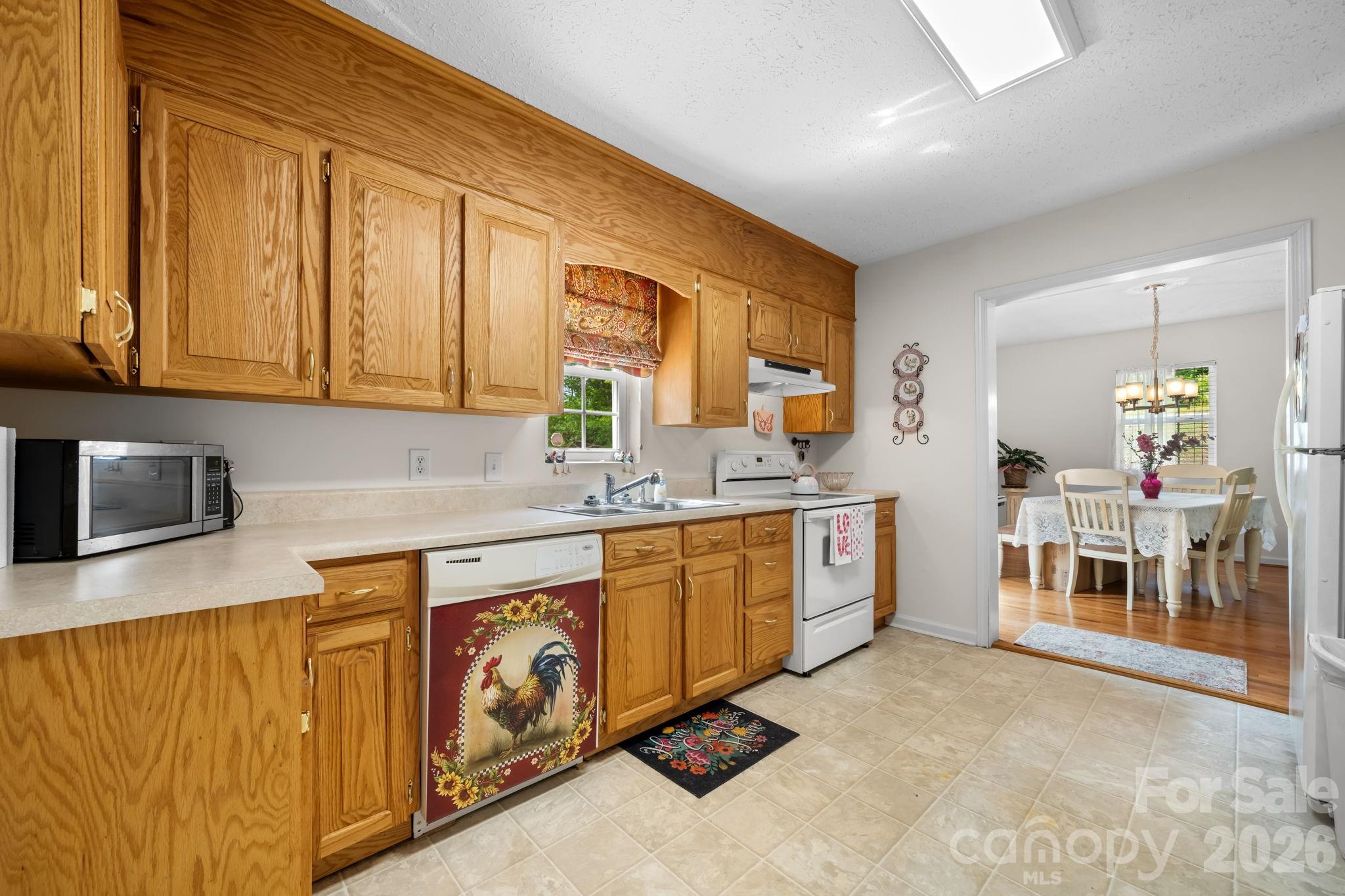 625 Milton Avenue SW — Valdese