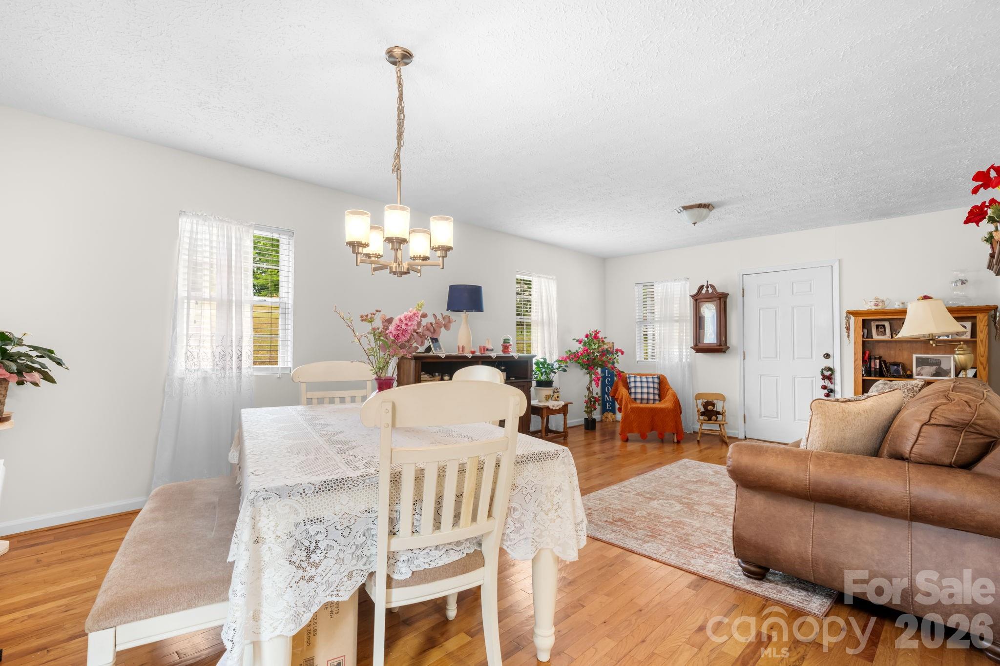 625 Milton Avenue SW — Valdese