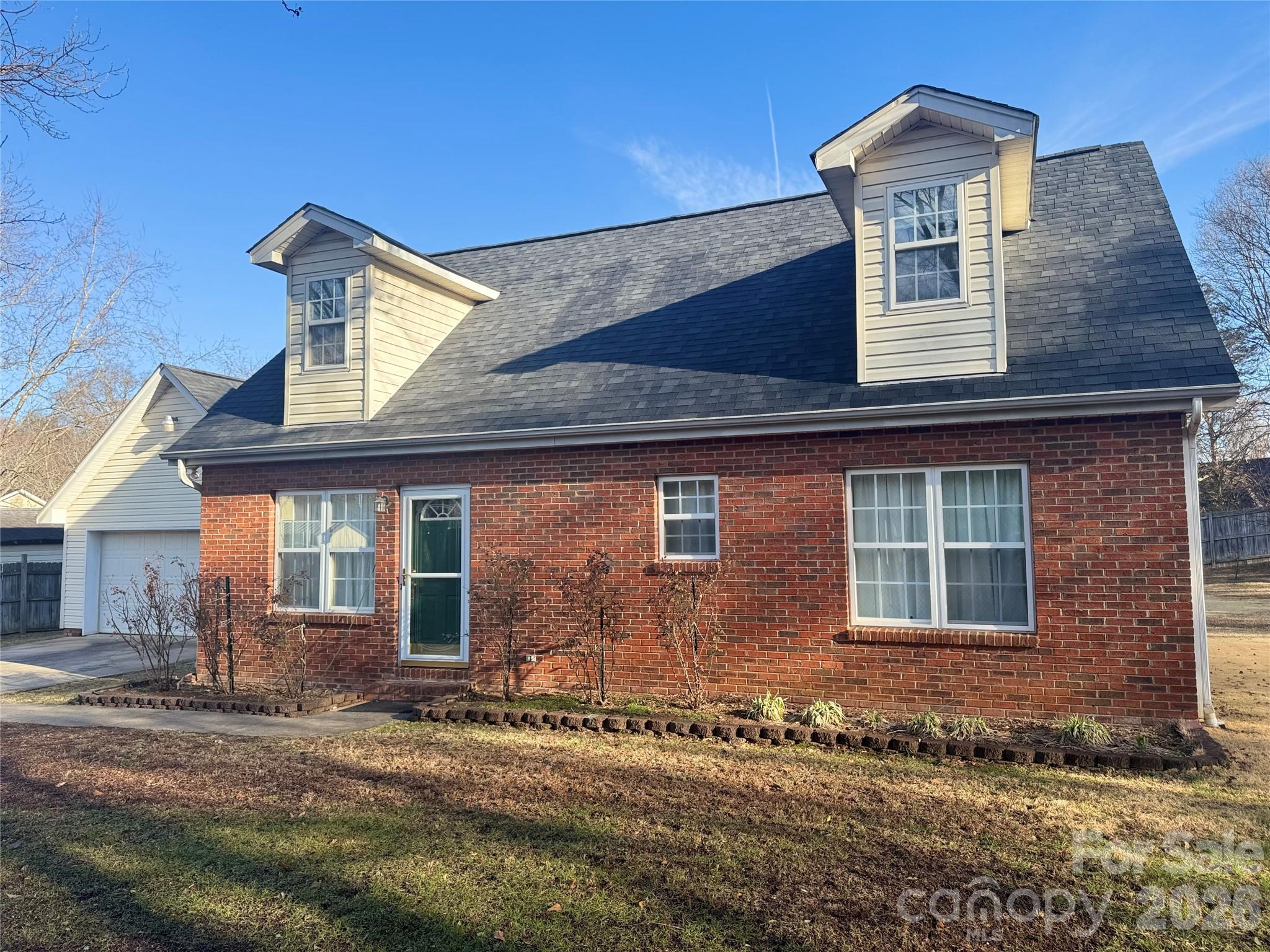 4463 legend Street — Concord