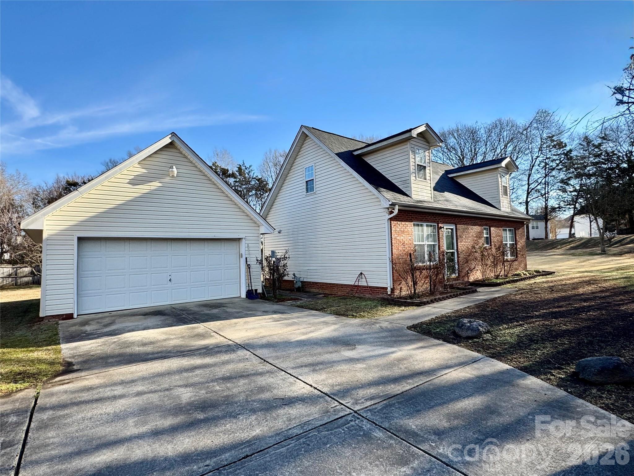 4463 legend Street — Concord