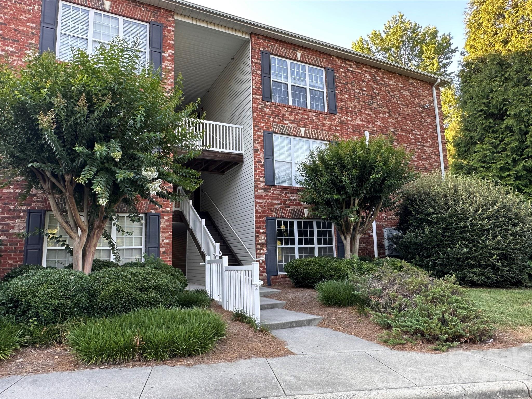 5236 HILLTOP Road — Jamestown