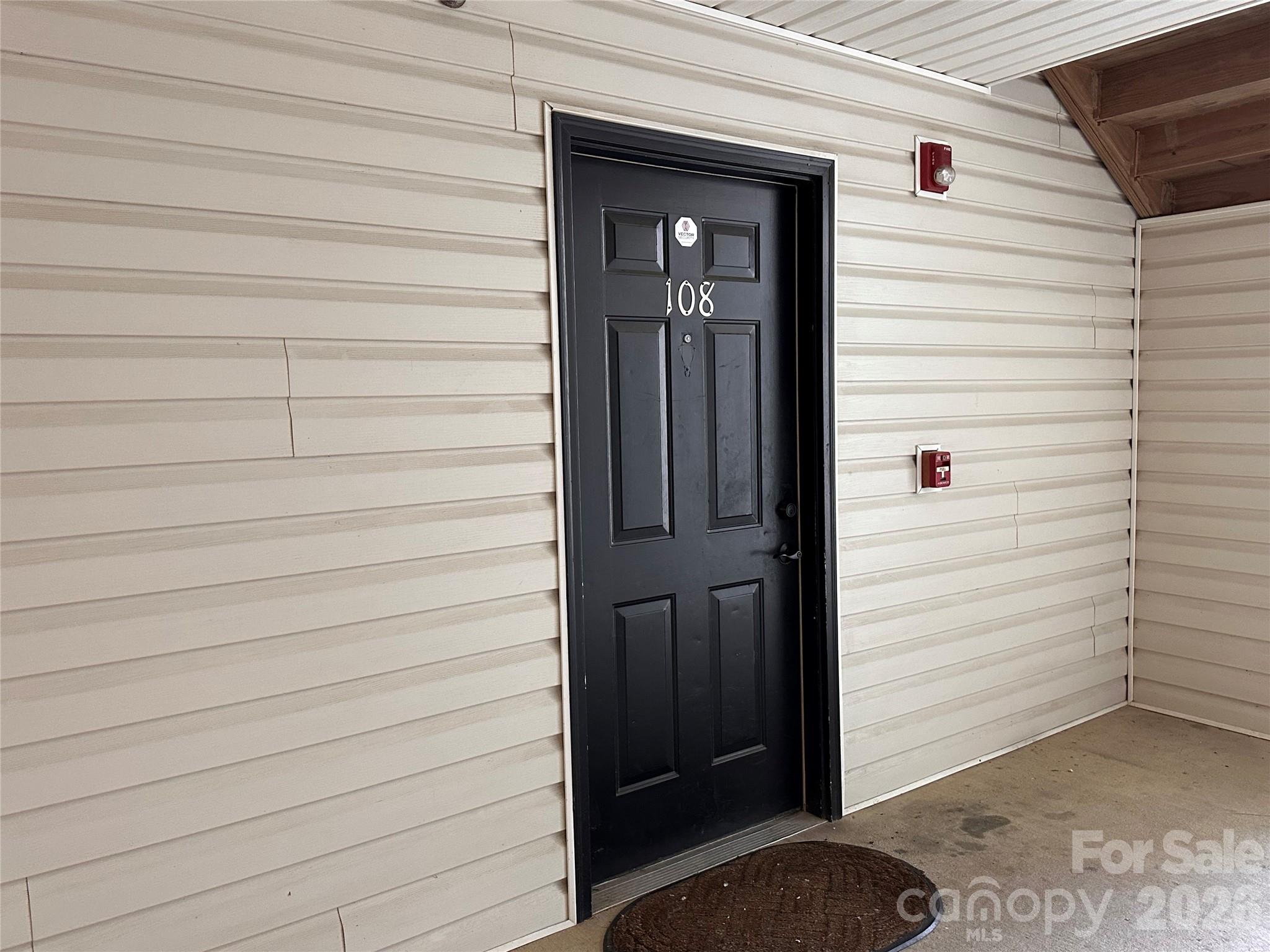 5236 HILLTOP Road — Jamestown