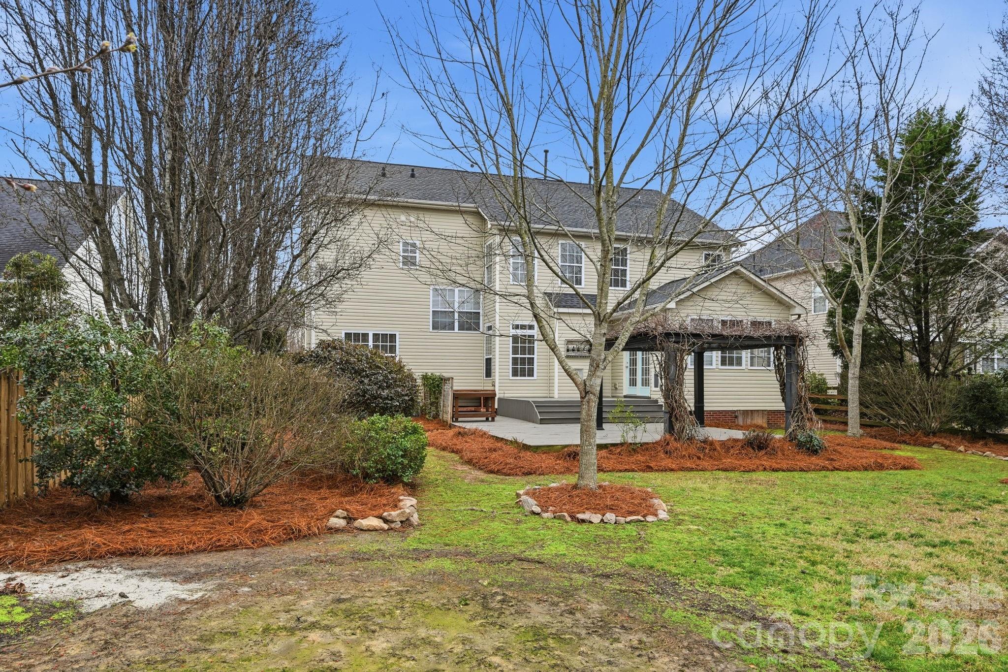 8116 Madrigal Court — Waxhaw