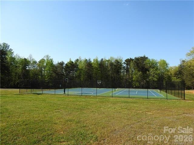 123 Chapel Hill Drive — Troy