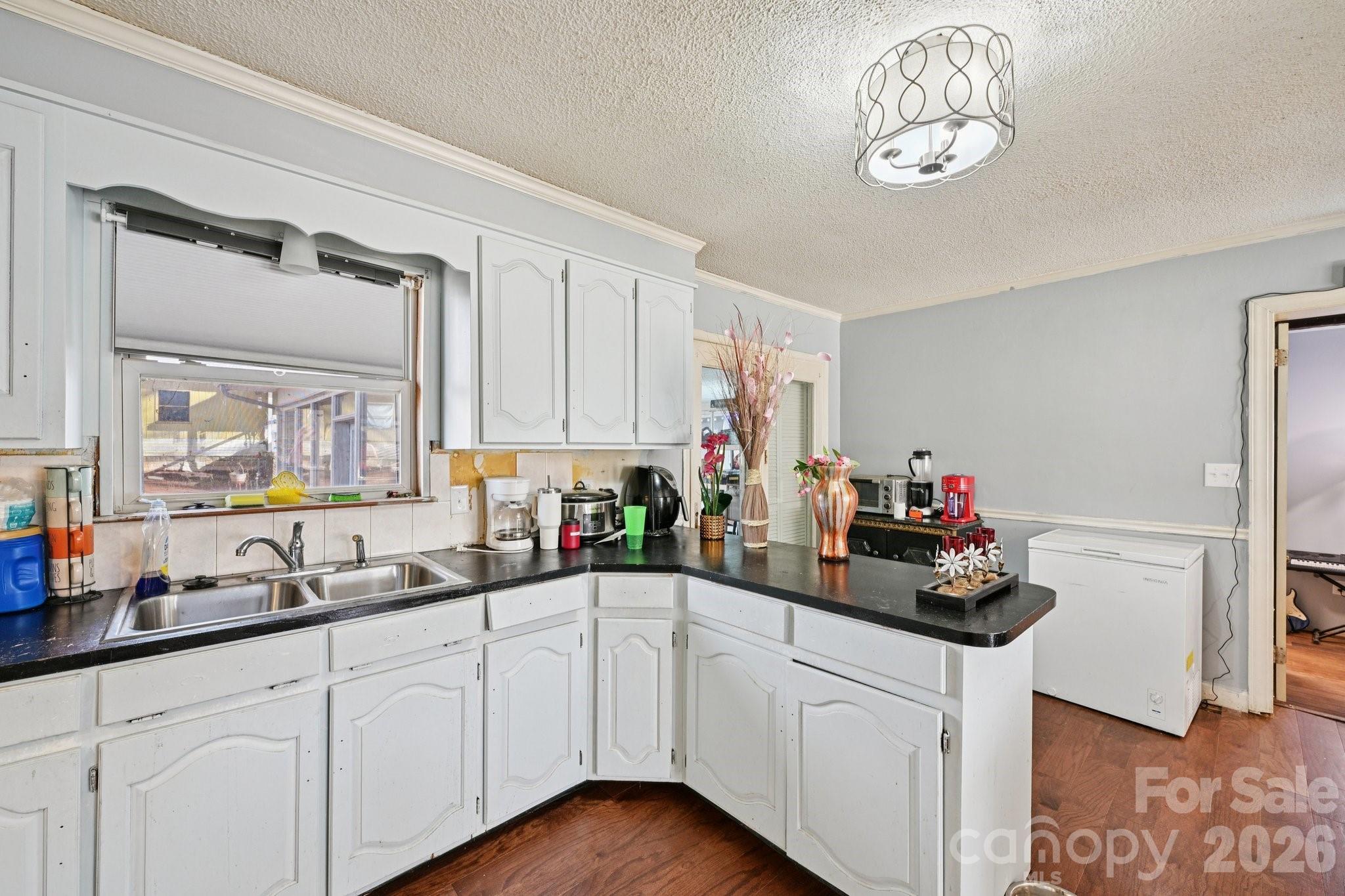 5075 Lewis Road — Gastonia