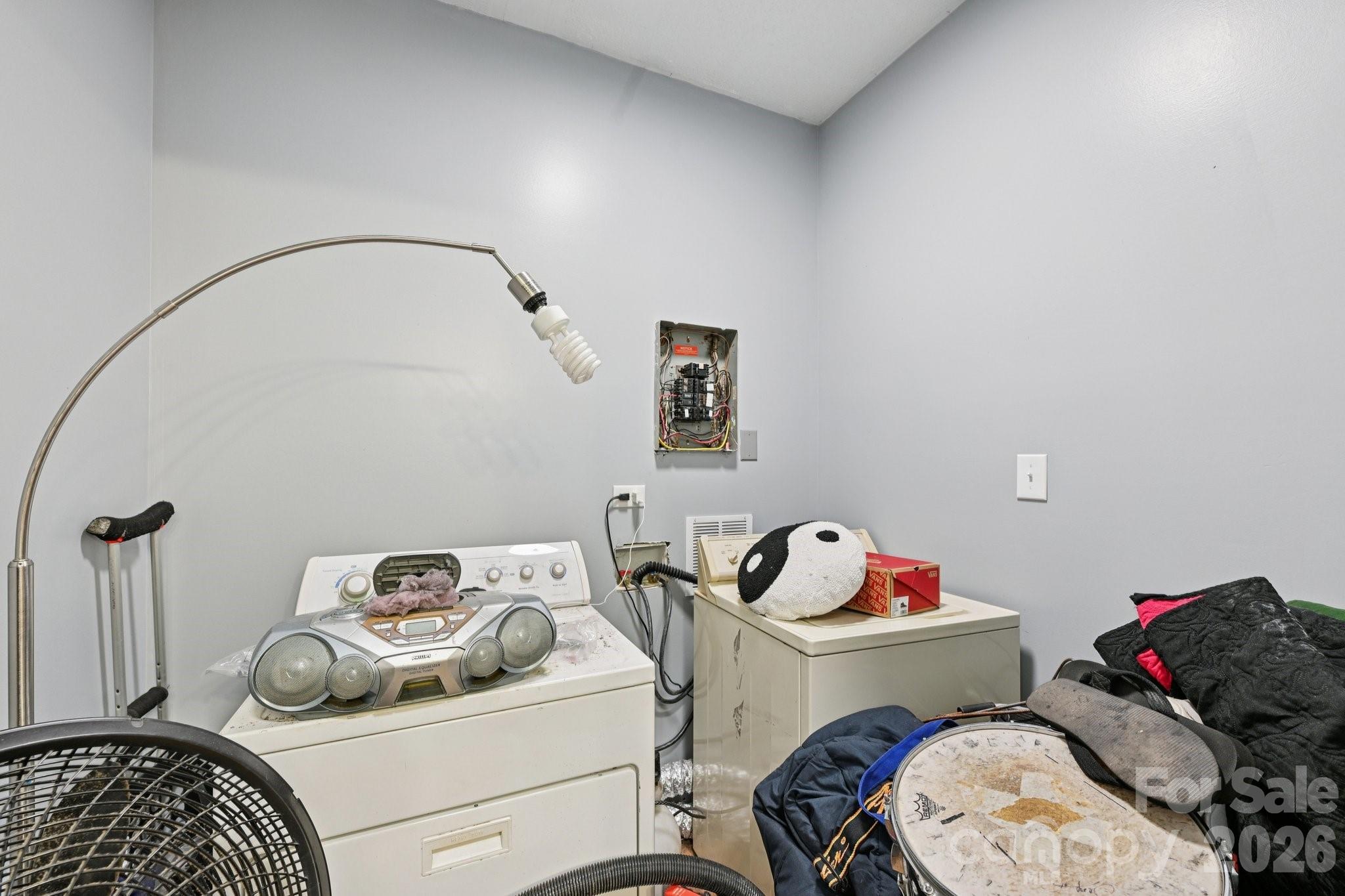 5075 Lewis Road — Gastonia