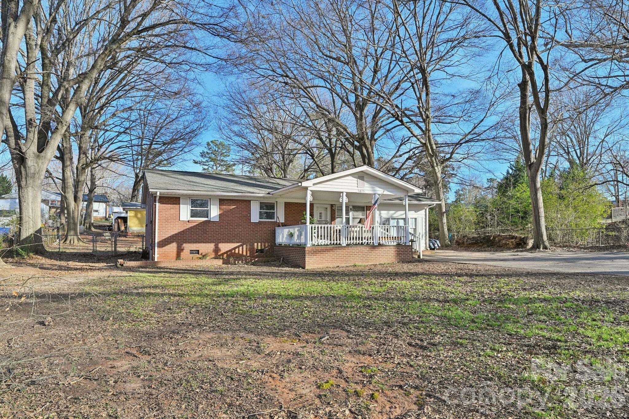 5075 Lewis Road — Gastonia