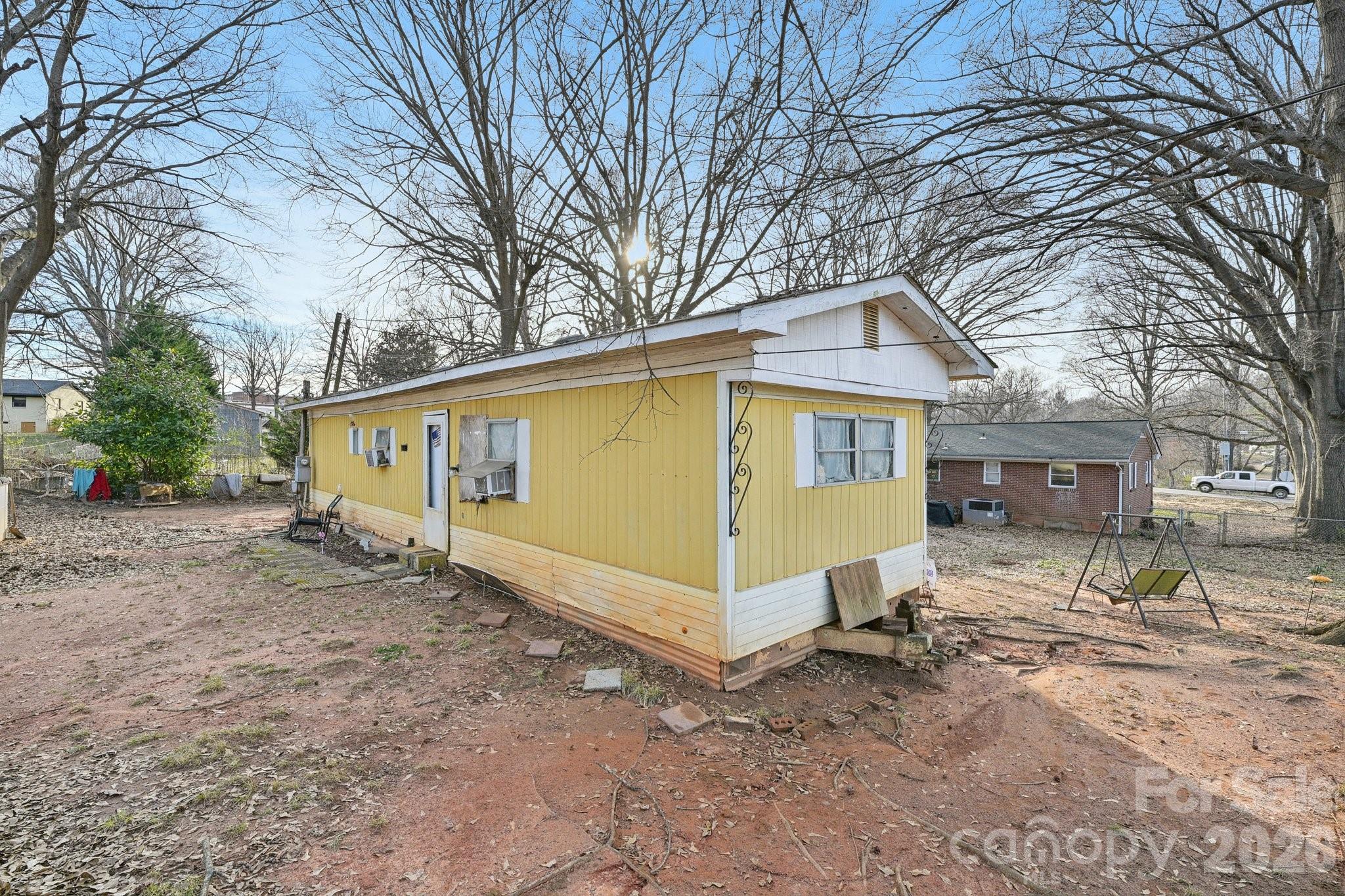 5075 Lewis Road — Gastonia