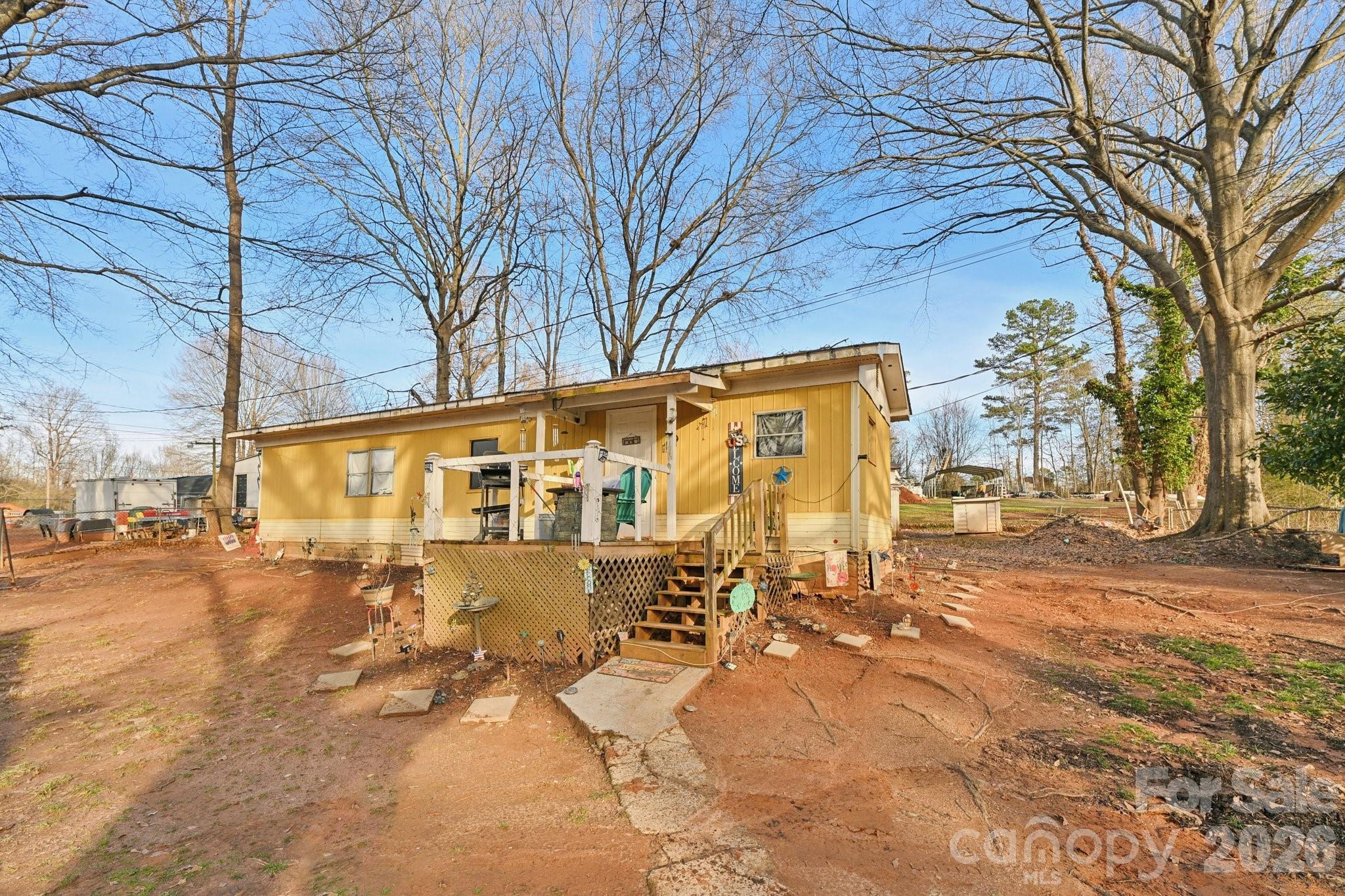 5075 Lewis Road — Gastonia