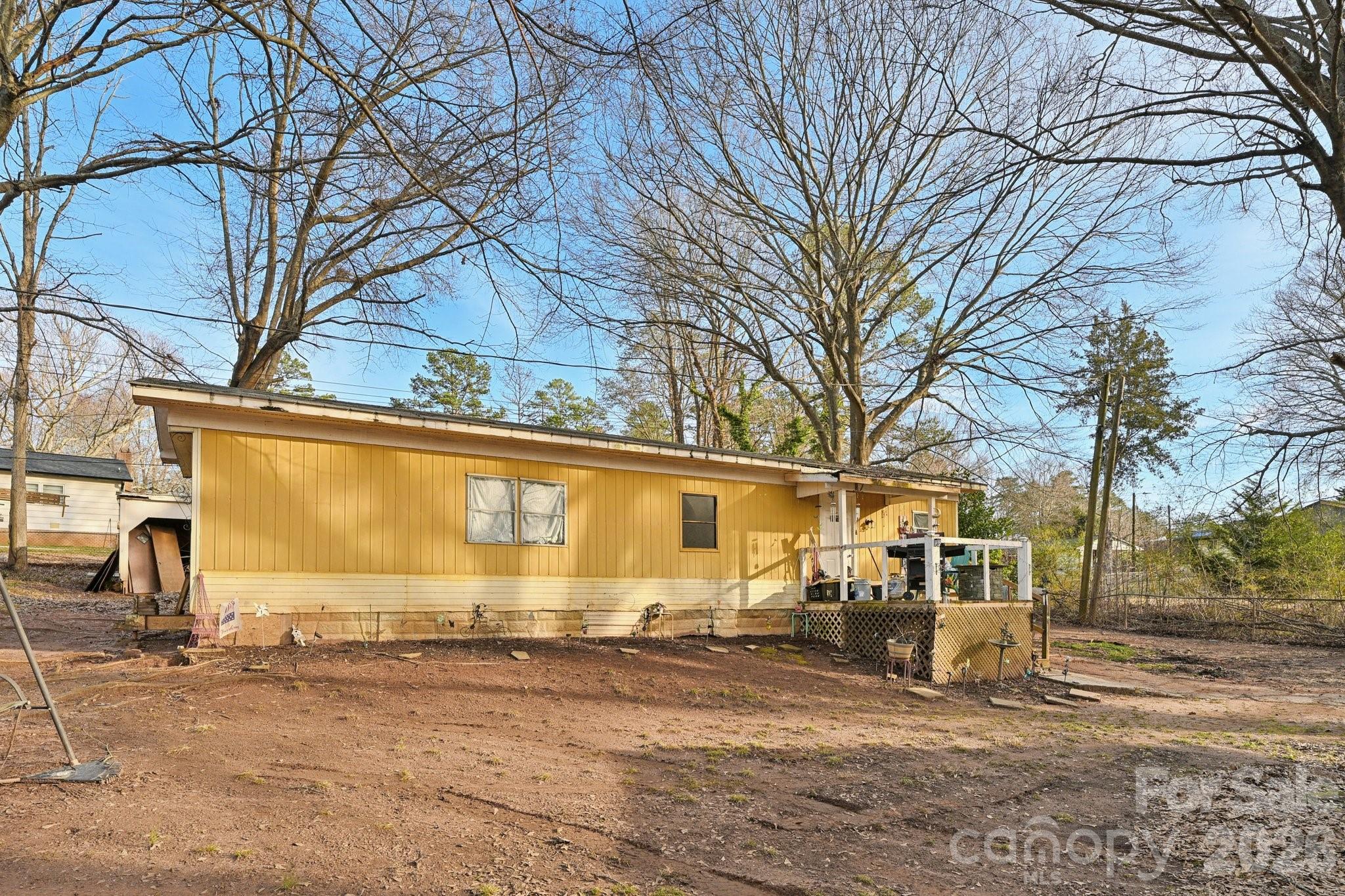 5075 Lewis Road — Gastonia