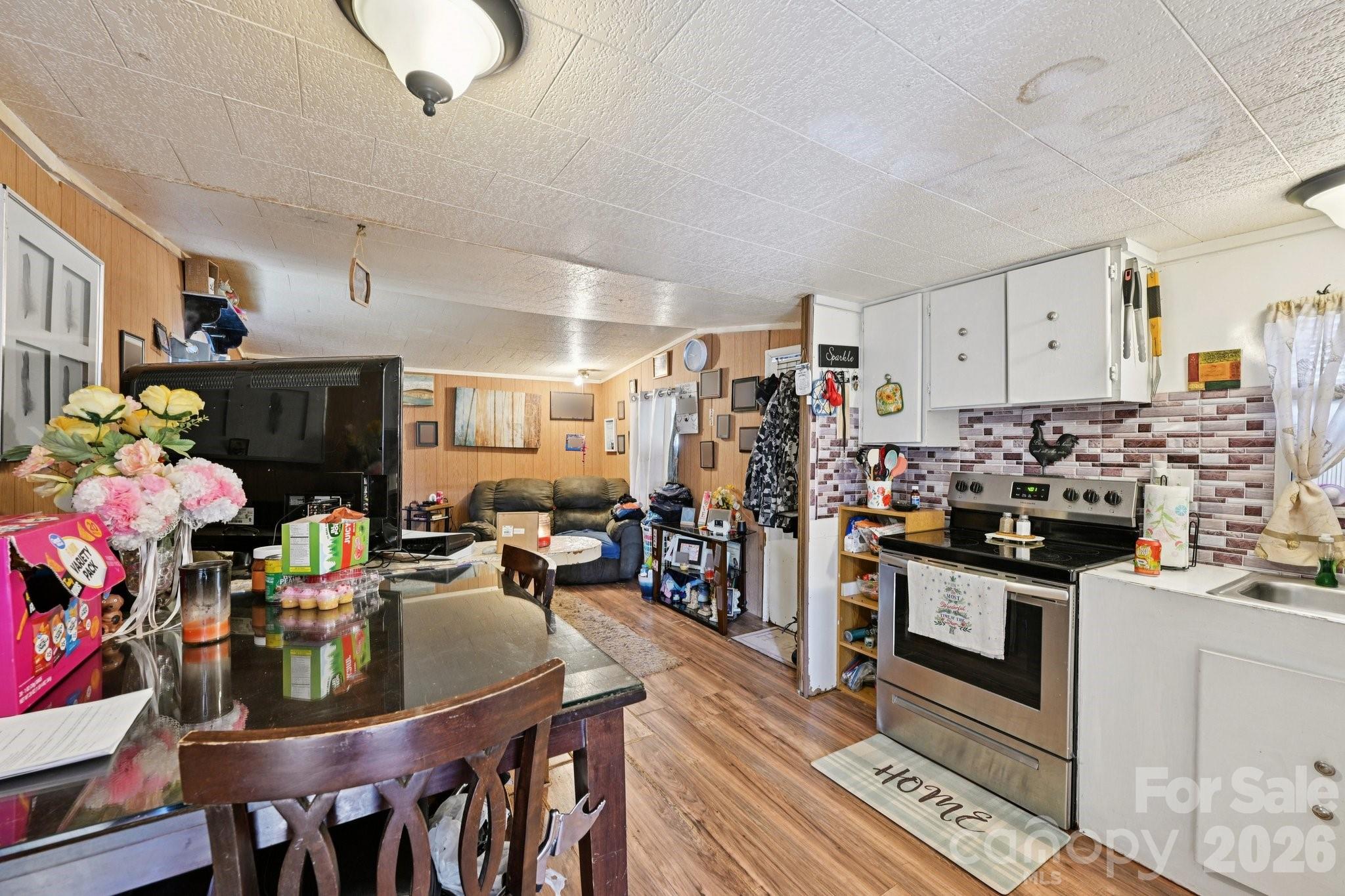 5075 Lewis Road — Gastonia