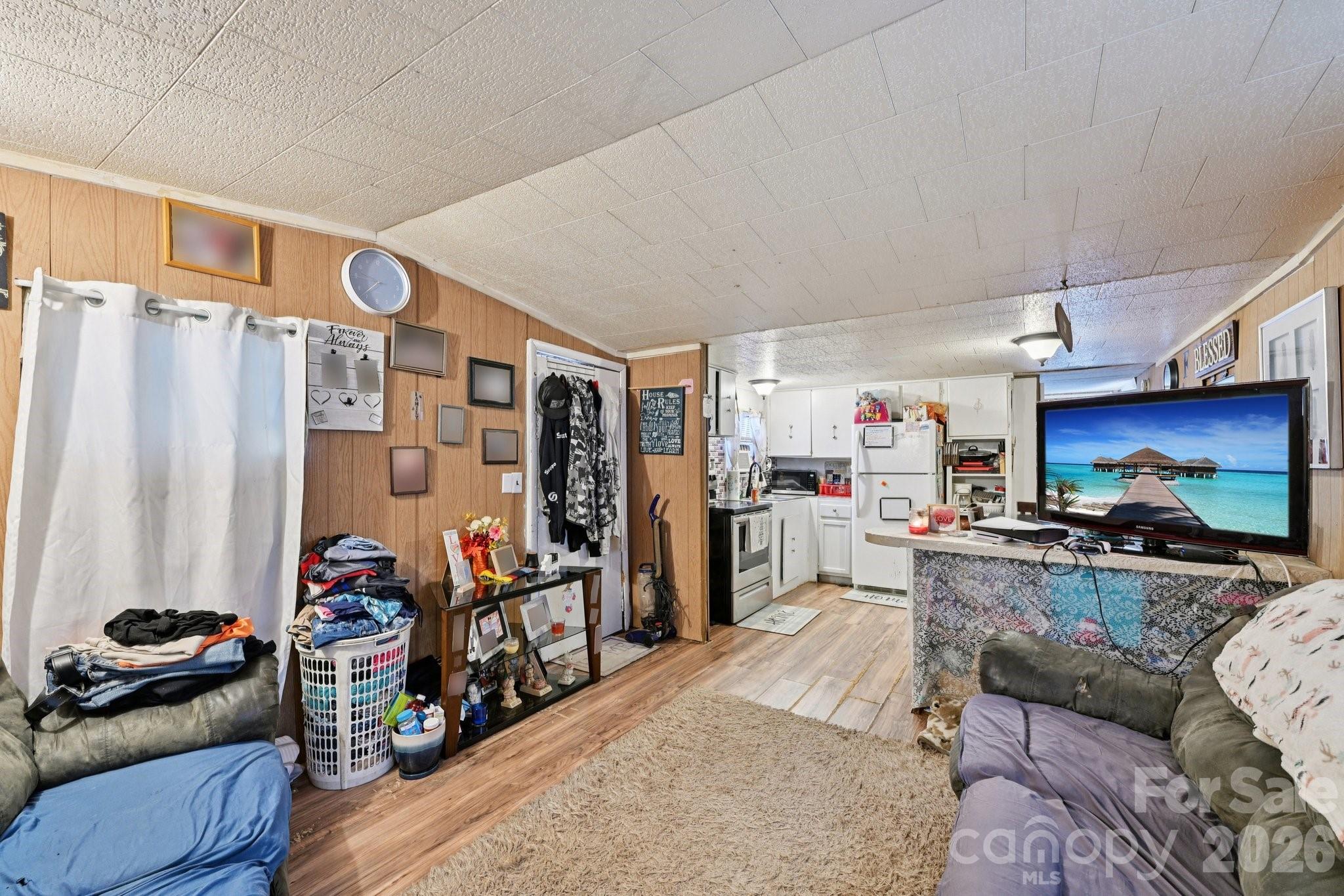 5075 Lewis Road — Gastonia