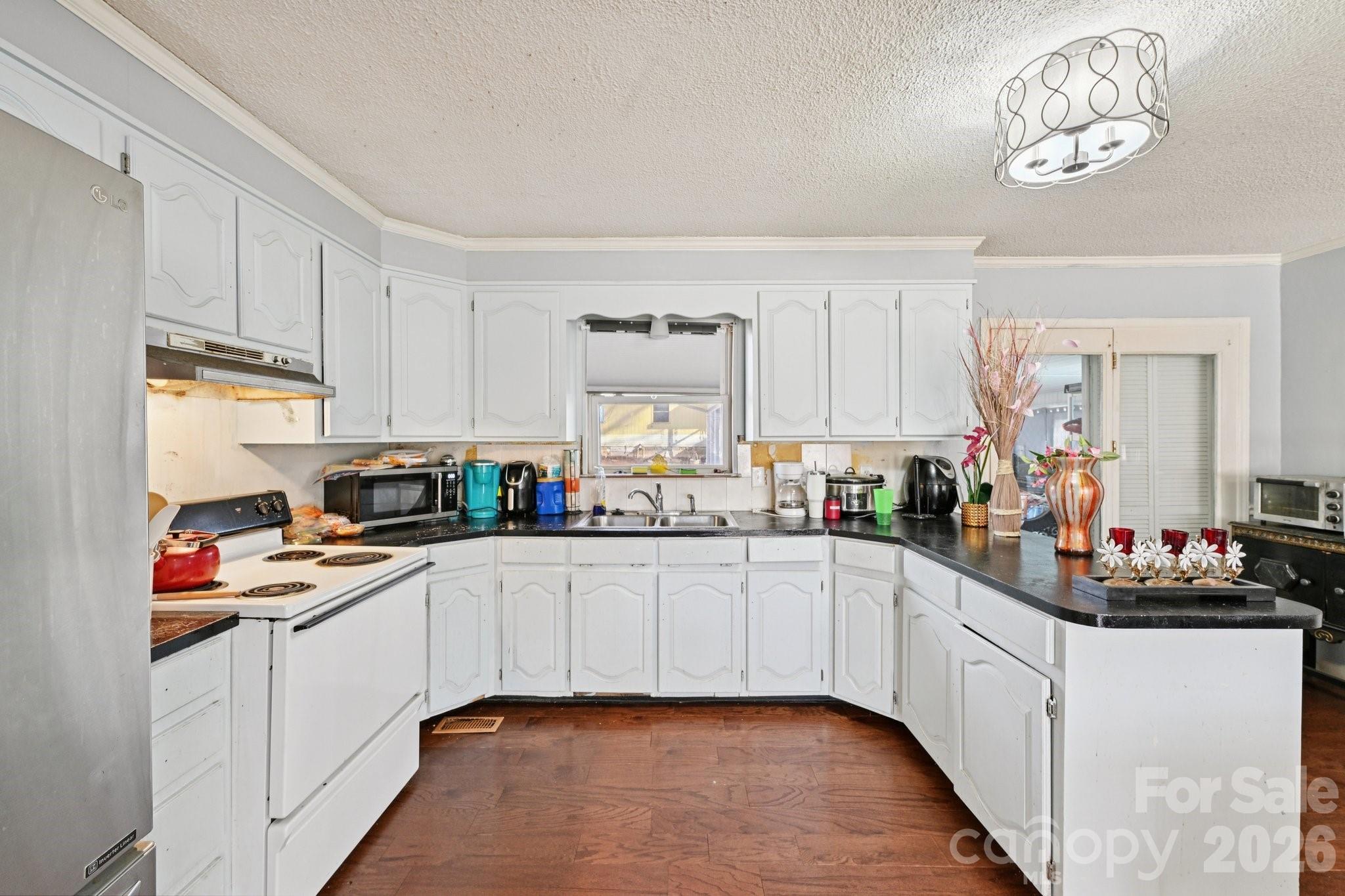 5075 Lewis Road — Gastonia