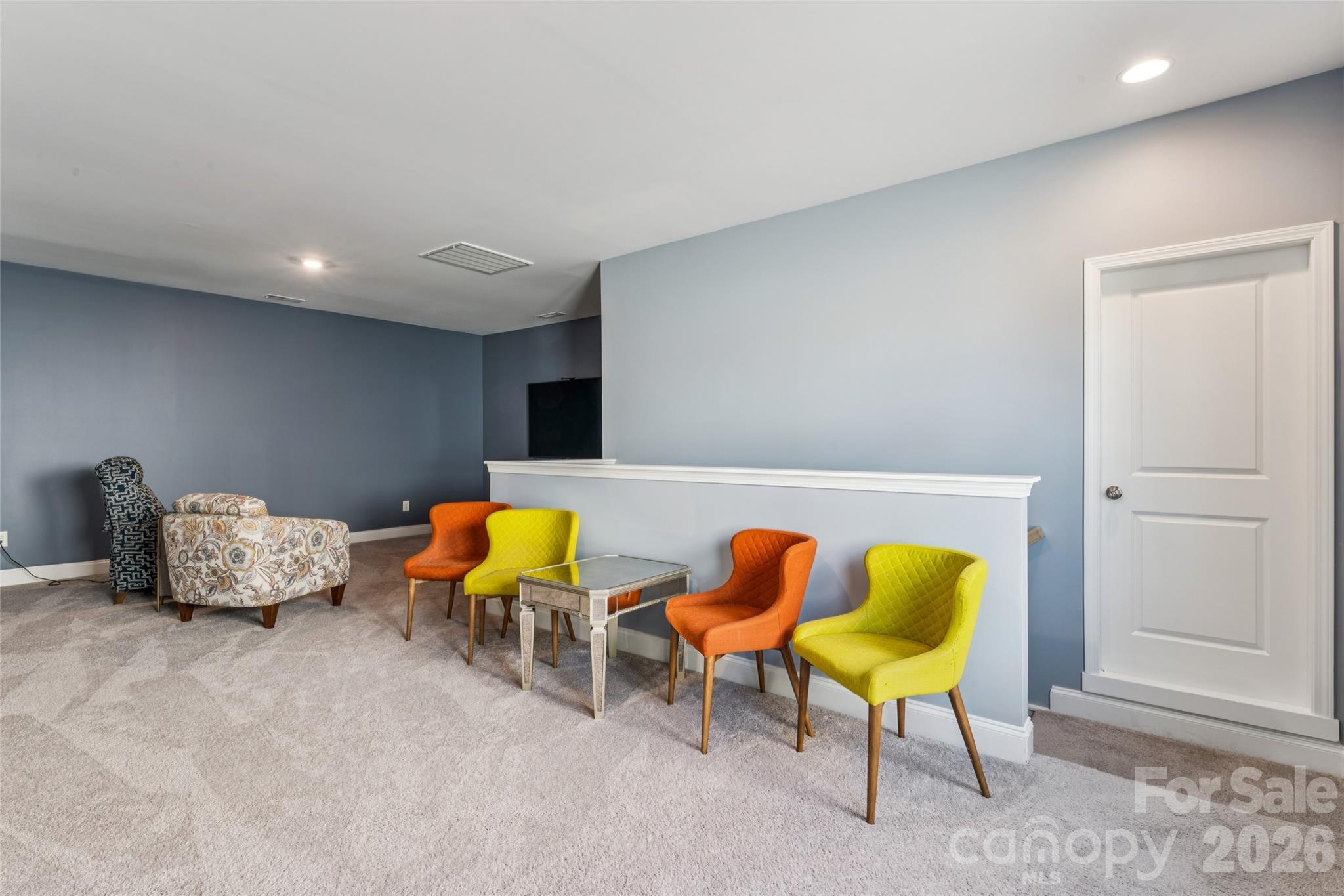 17134 Sand Bank Road — Charlotte