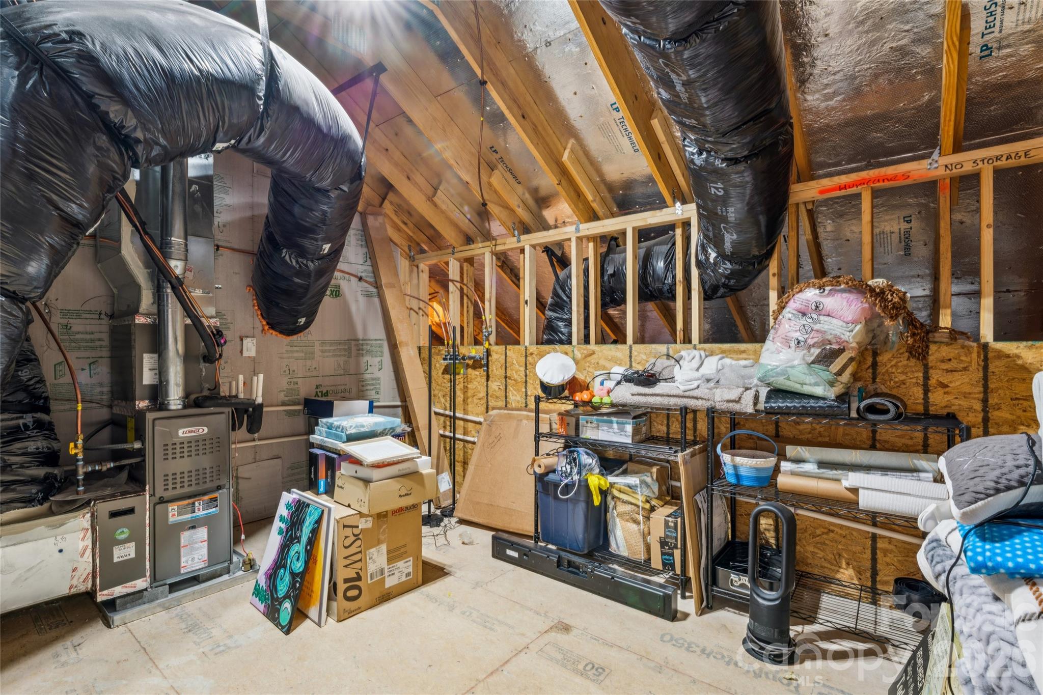 17134 Sand Bank Road — Charlotte