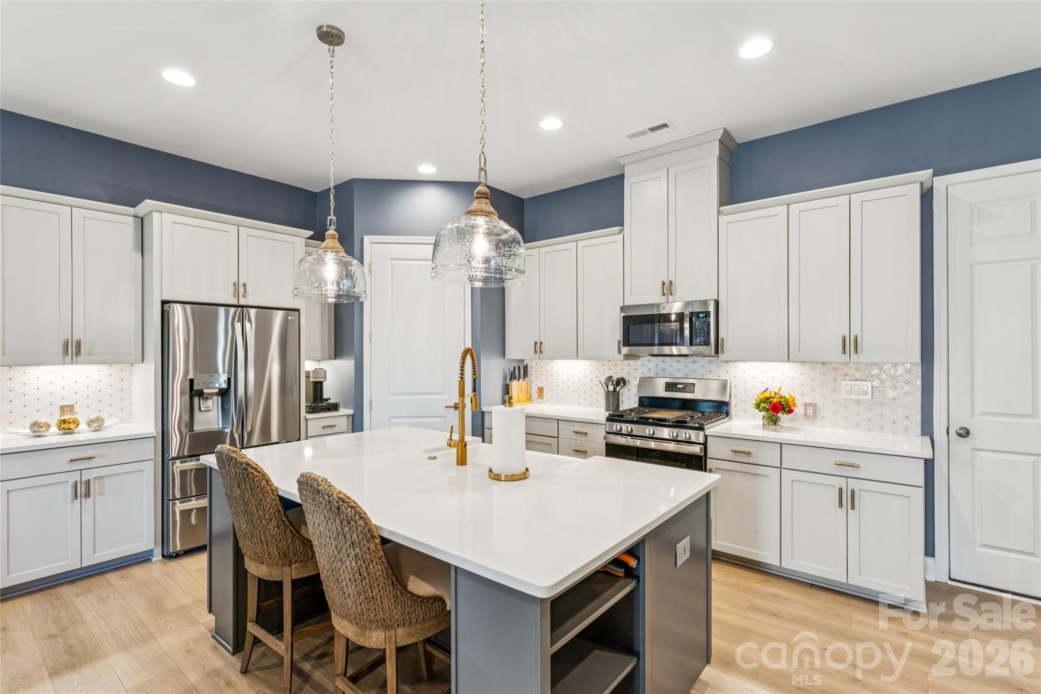 17134 Sand Bank Road — Charlotte