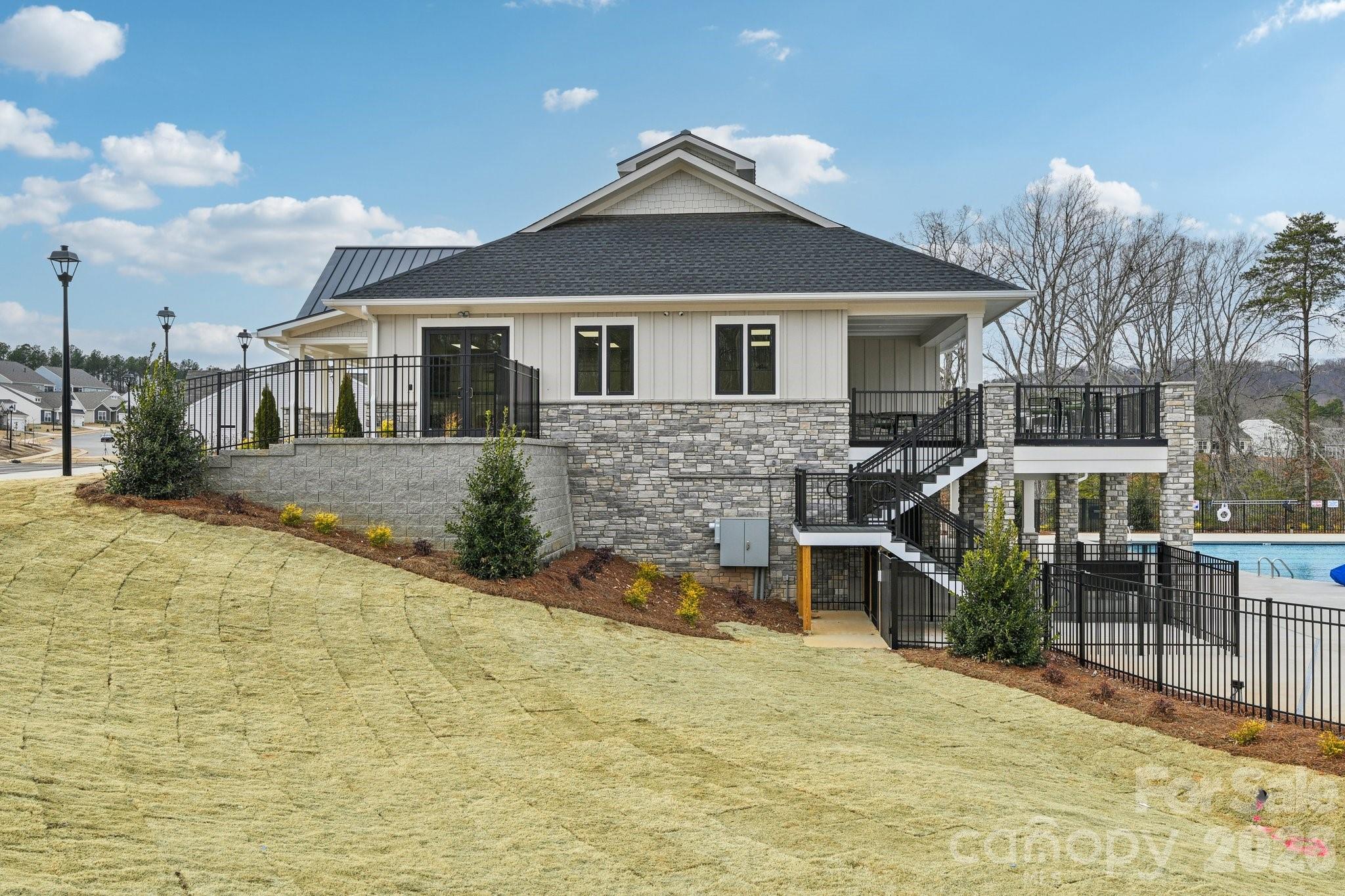 4555 Clifton Mill Lane — Maiden