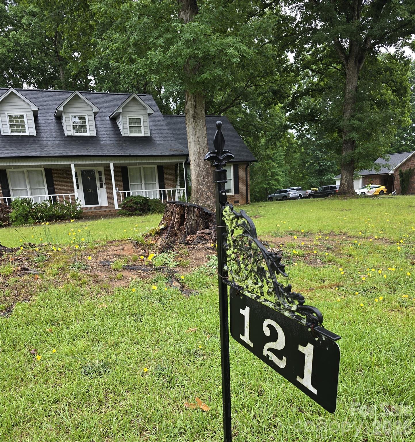 121 Country Creek Drive — Kings Mountain