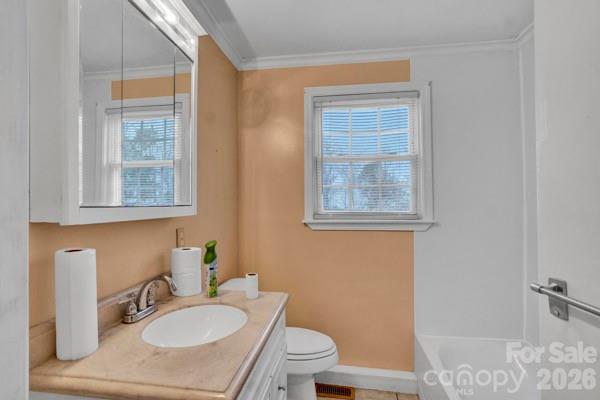 204 W C Avenue — Salisbury