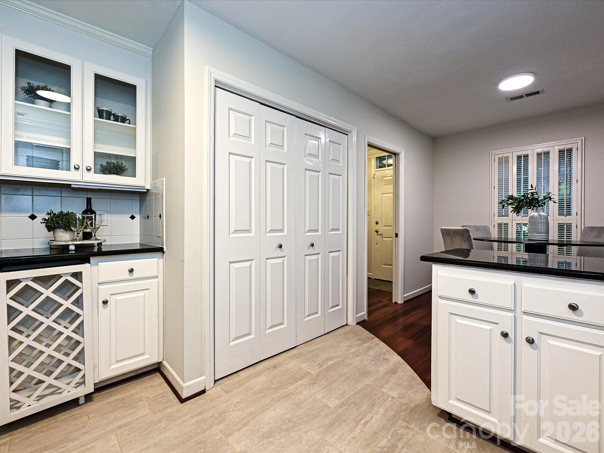 7417 Red Oak Lane — Charlotte