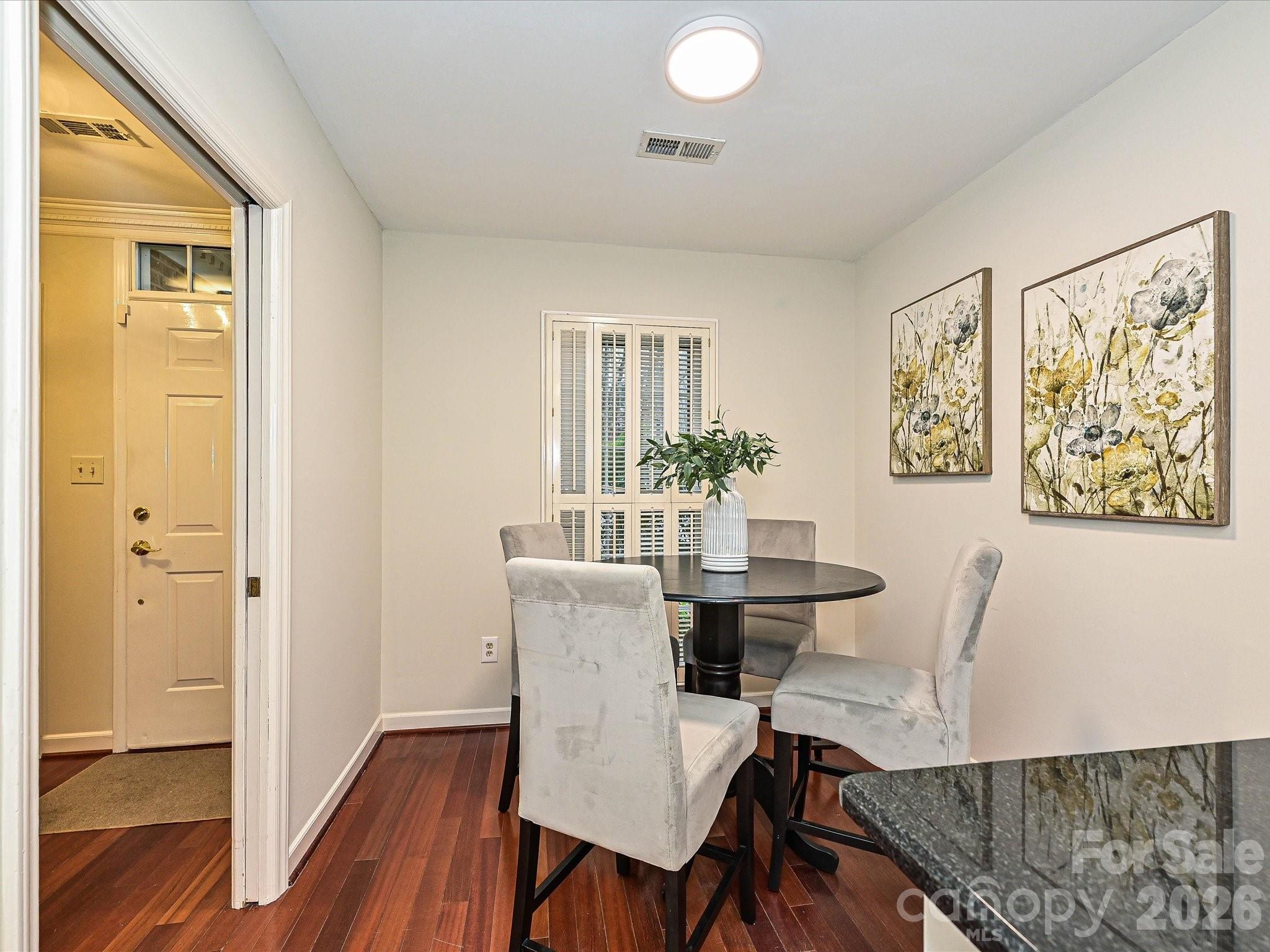 7417 Red Oak Lane — Charlotte