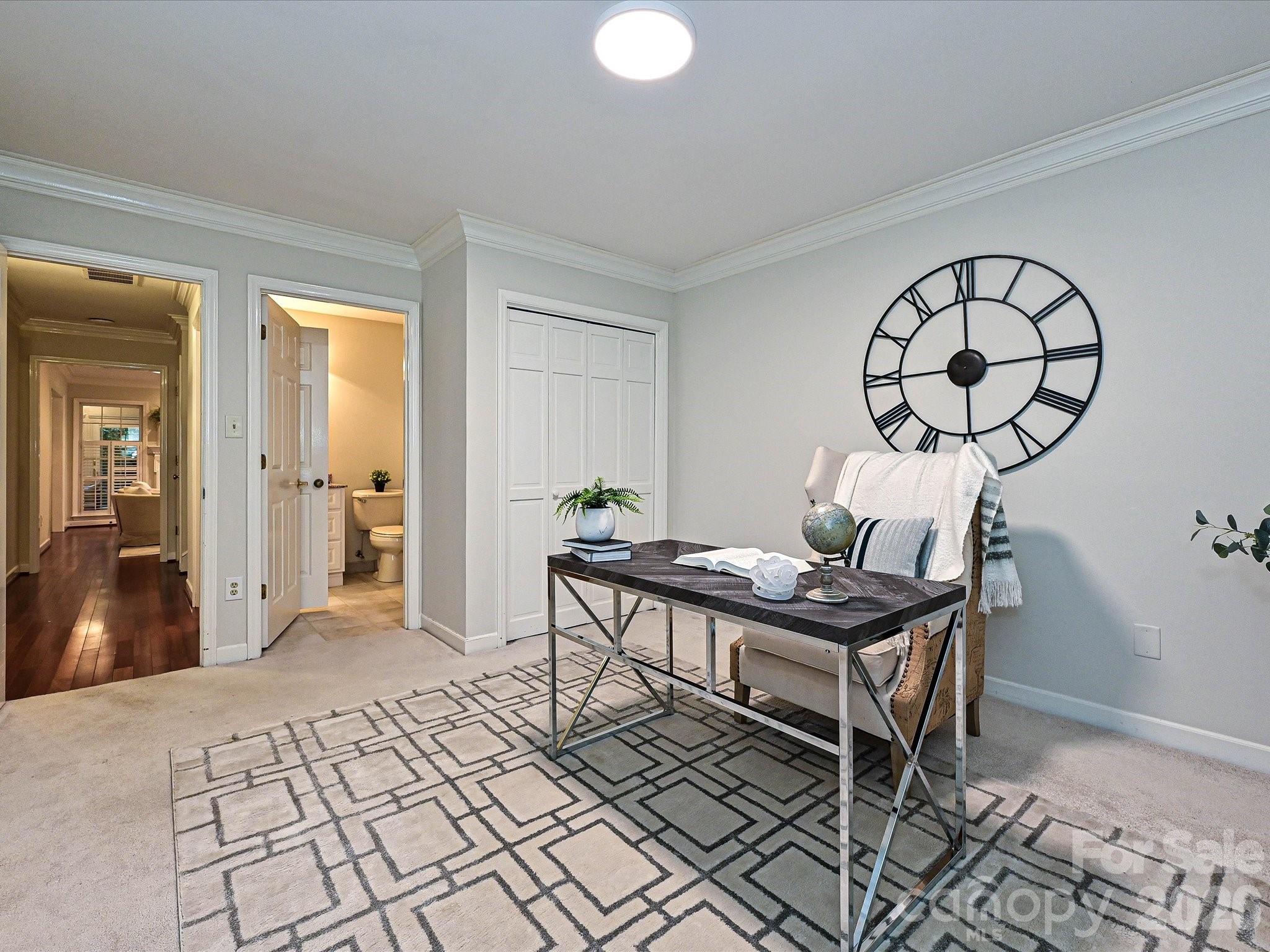 7417 Red Oak Lane — Charlotte