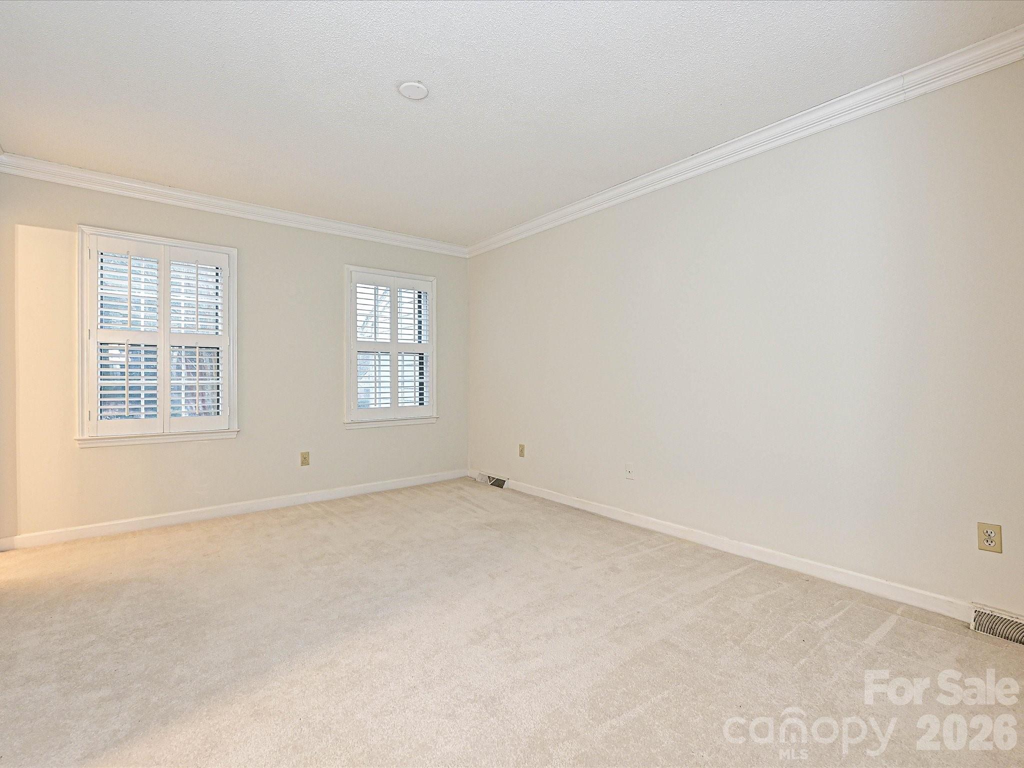 7417 Red Oak Lane — Charlotte