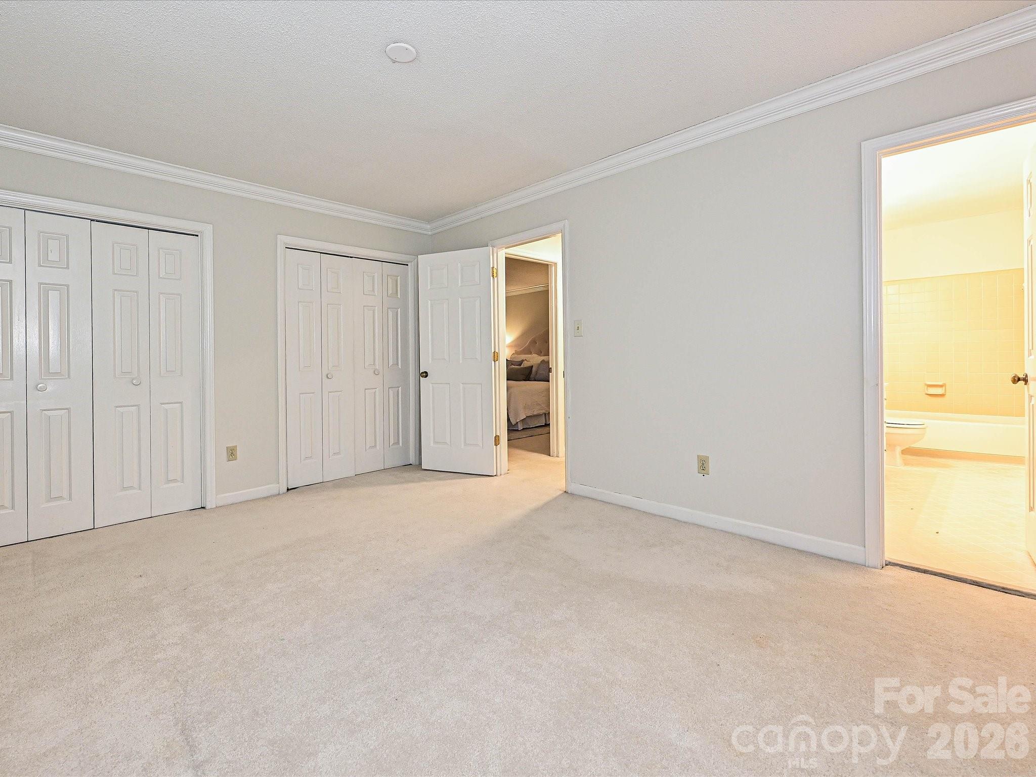 7417 Red Oak Lane — Charlotte