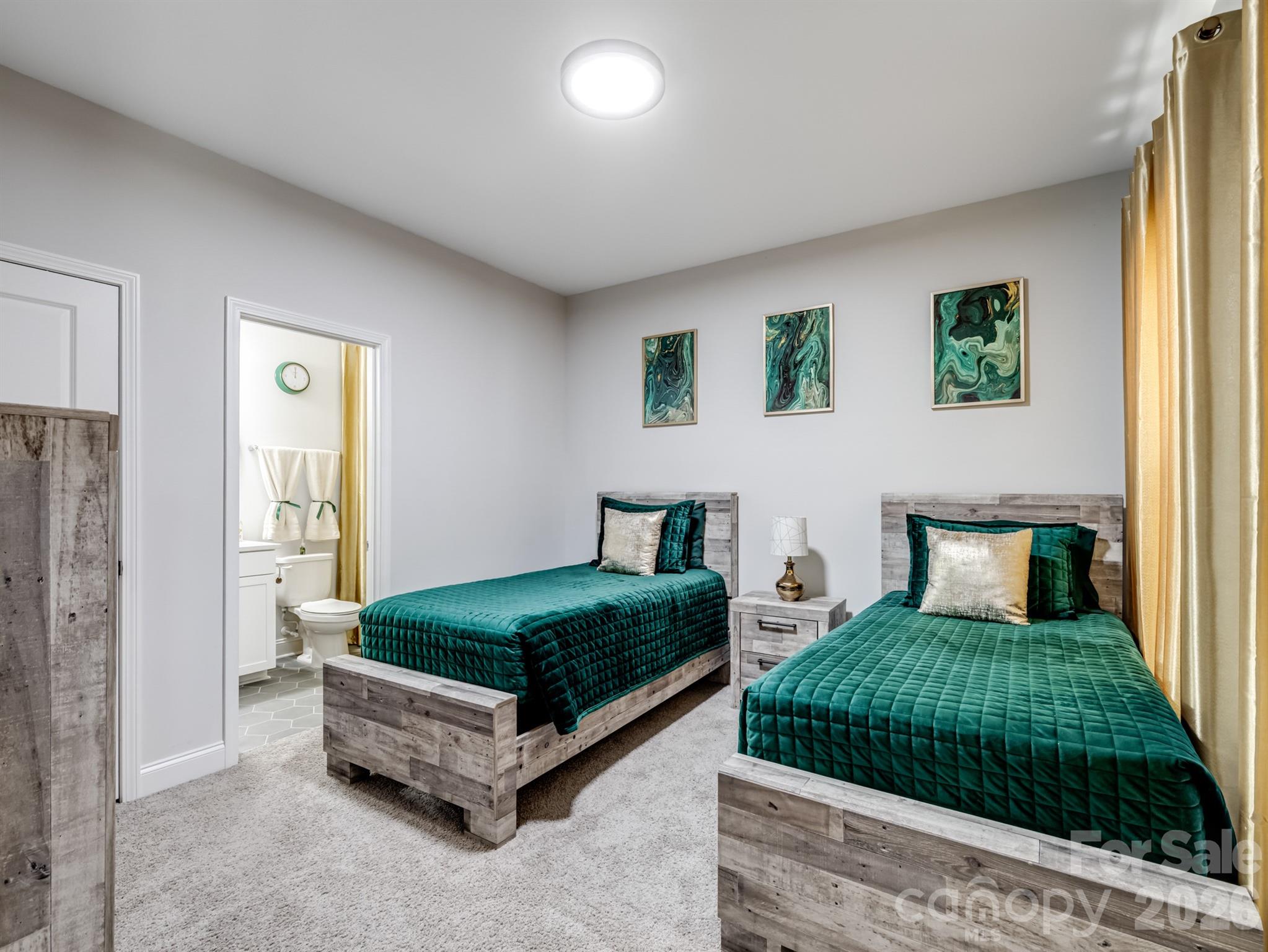 15213 Shallow Ridge Road — Charlotte