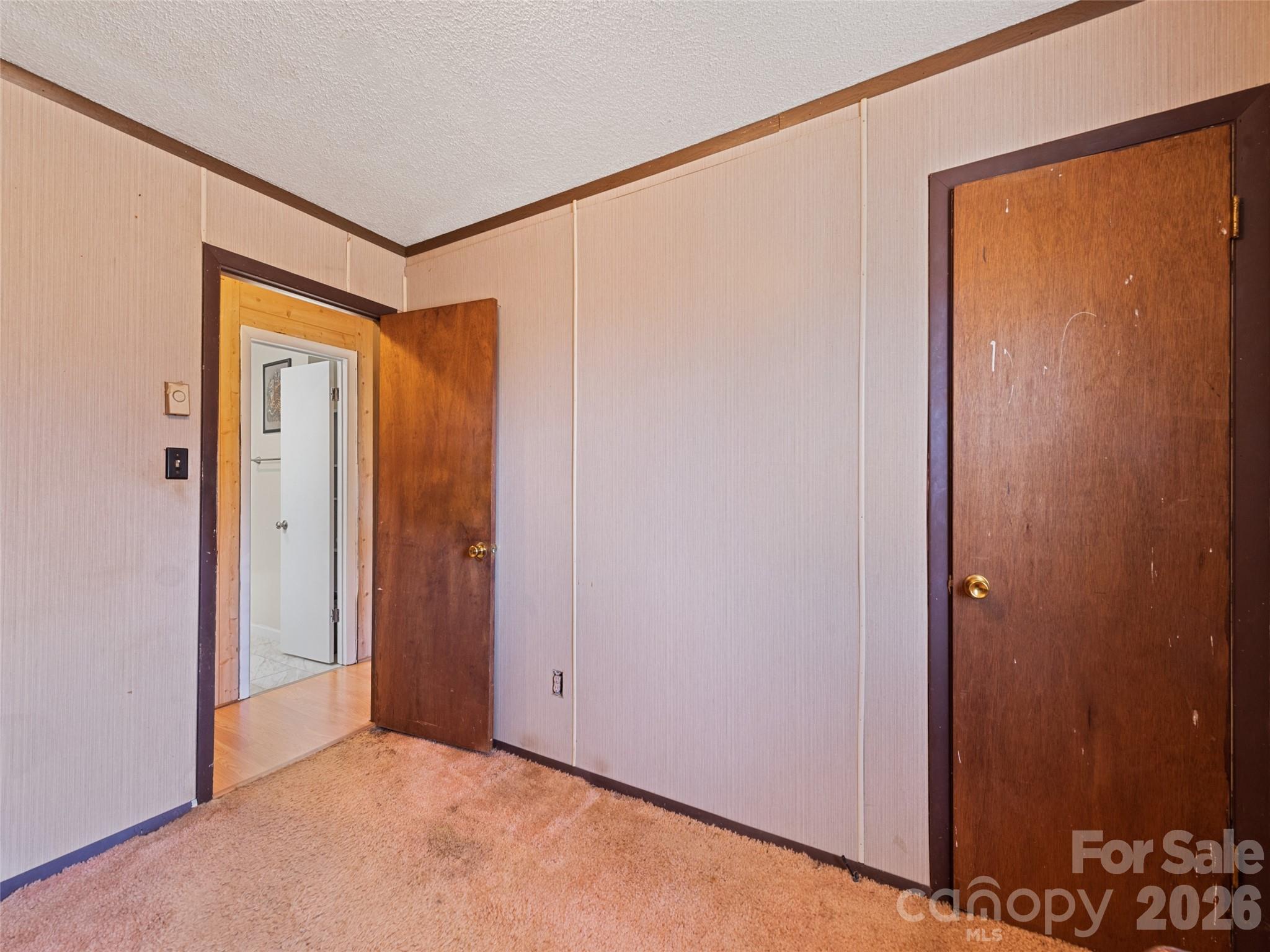 85 Culvern Street — Asheville