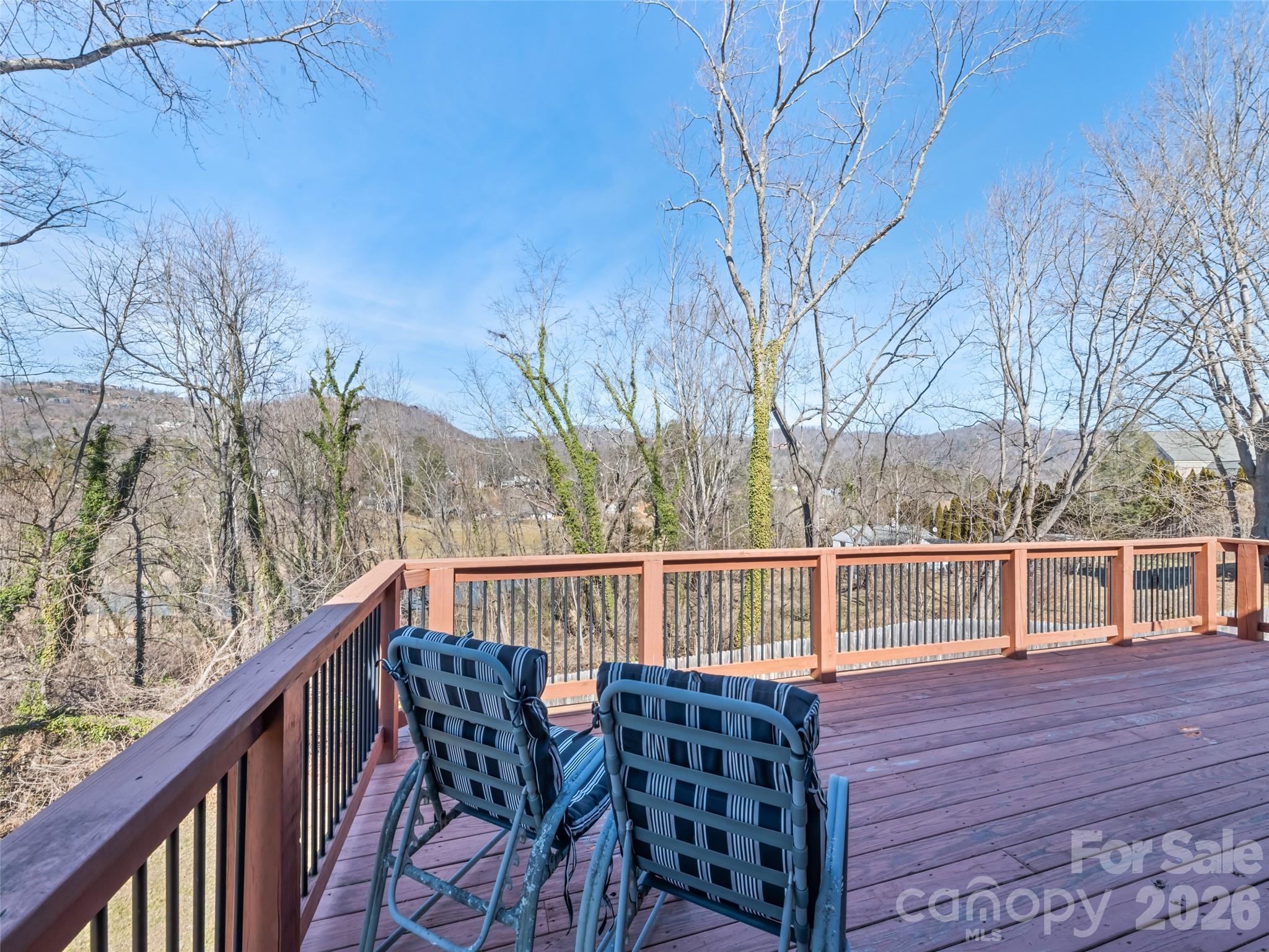 85 Culvern Street — Asheville