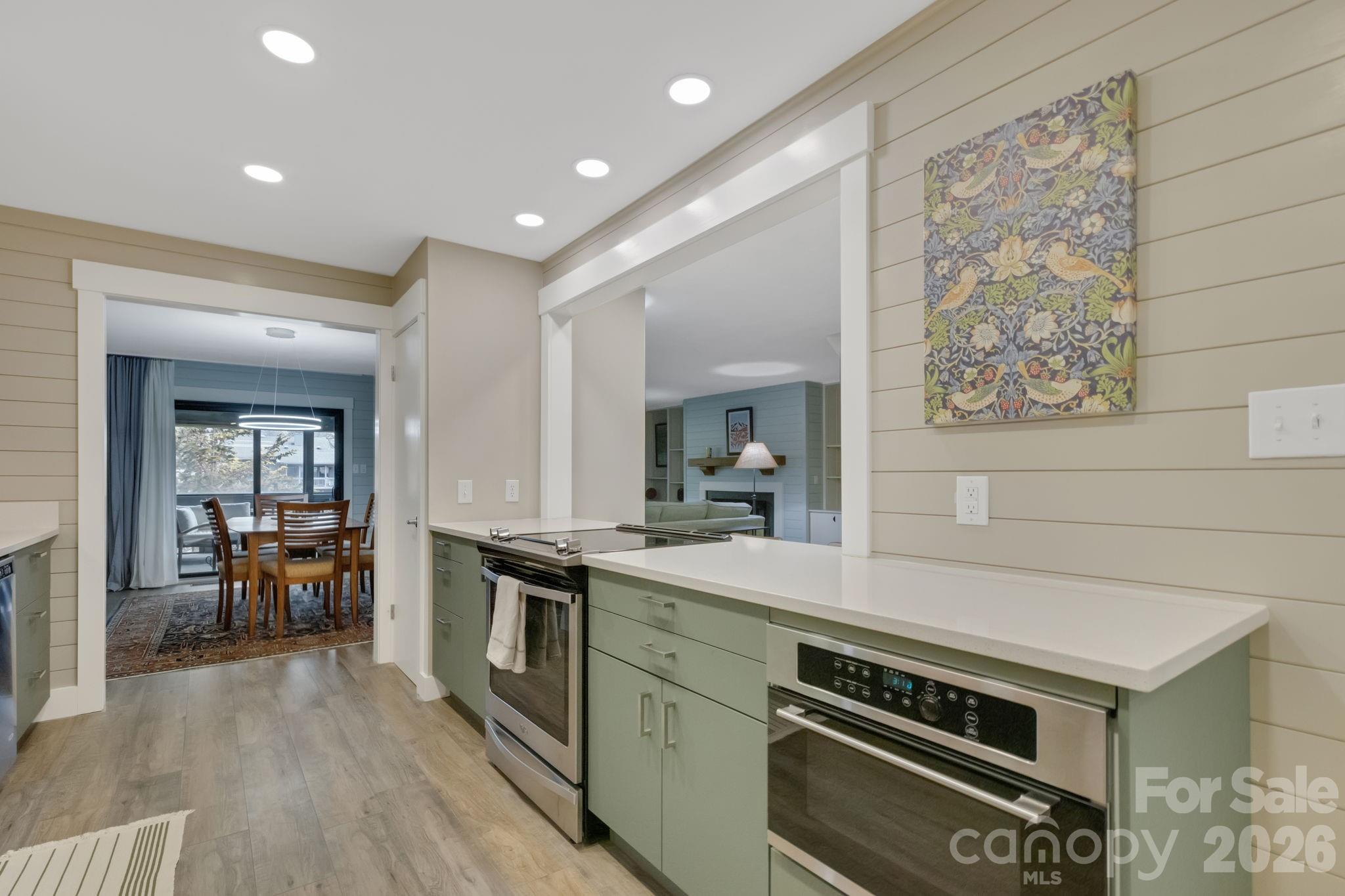 403 Crowfields Drive — Asheville