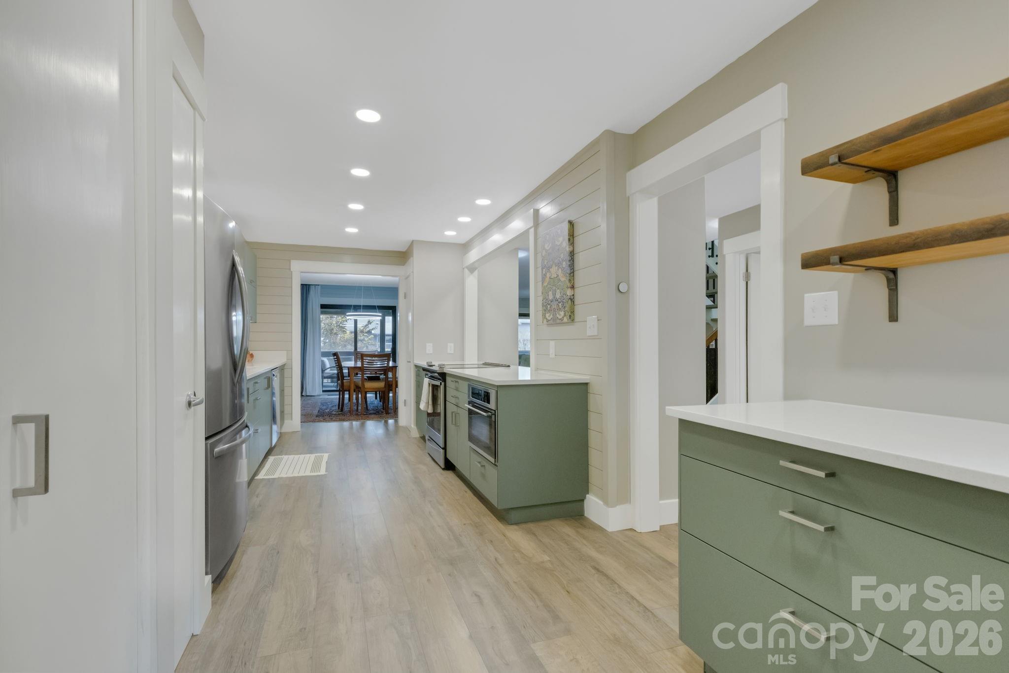 403 Crowfields Drive — Asheville