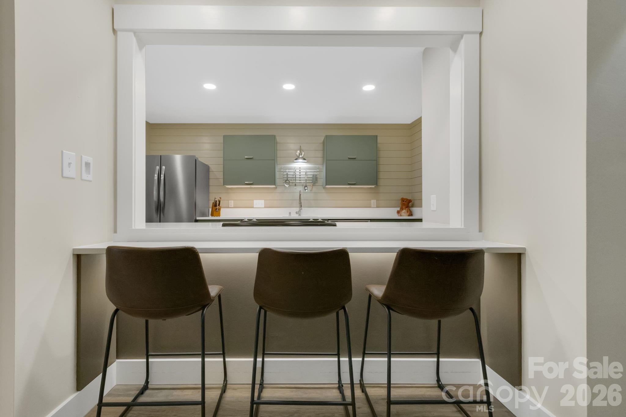 403 Crowfields Drive — Asheville