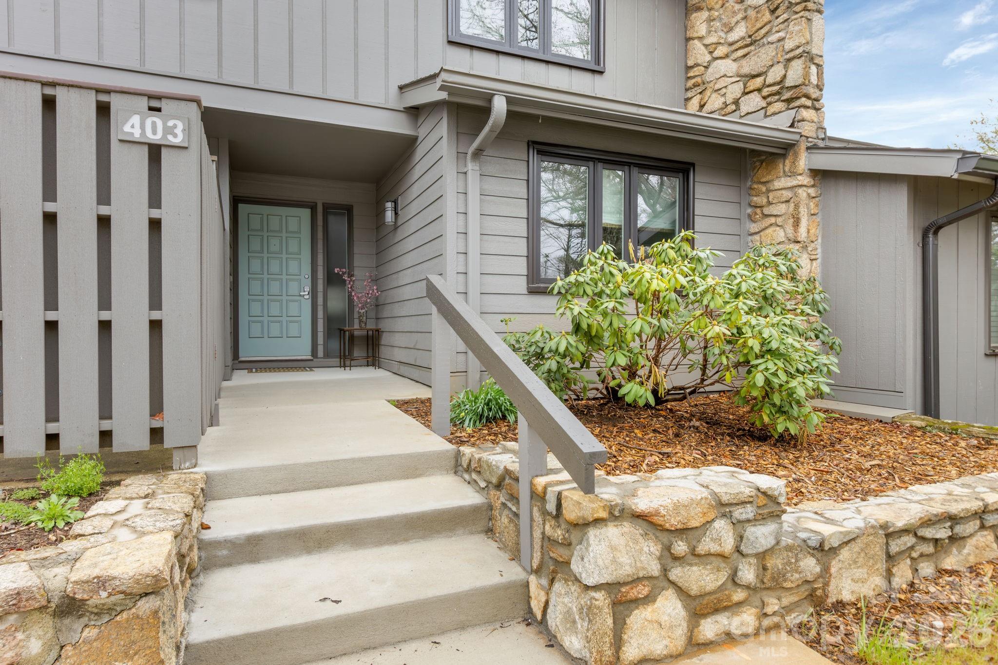 403 Crowfields Drive — Asheville