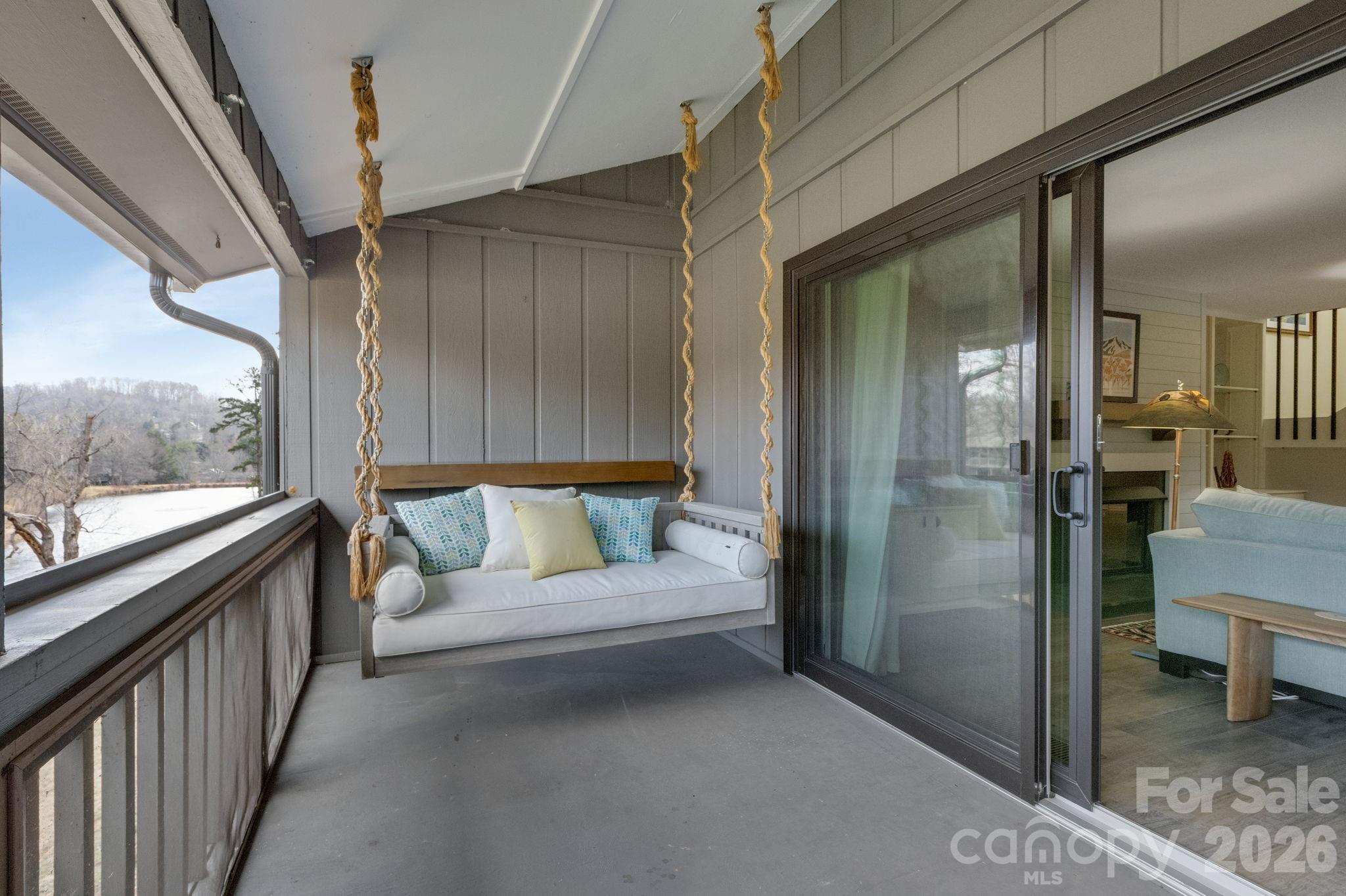 403 Crowfields Drive — Asheville