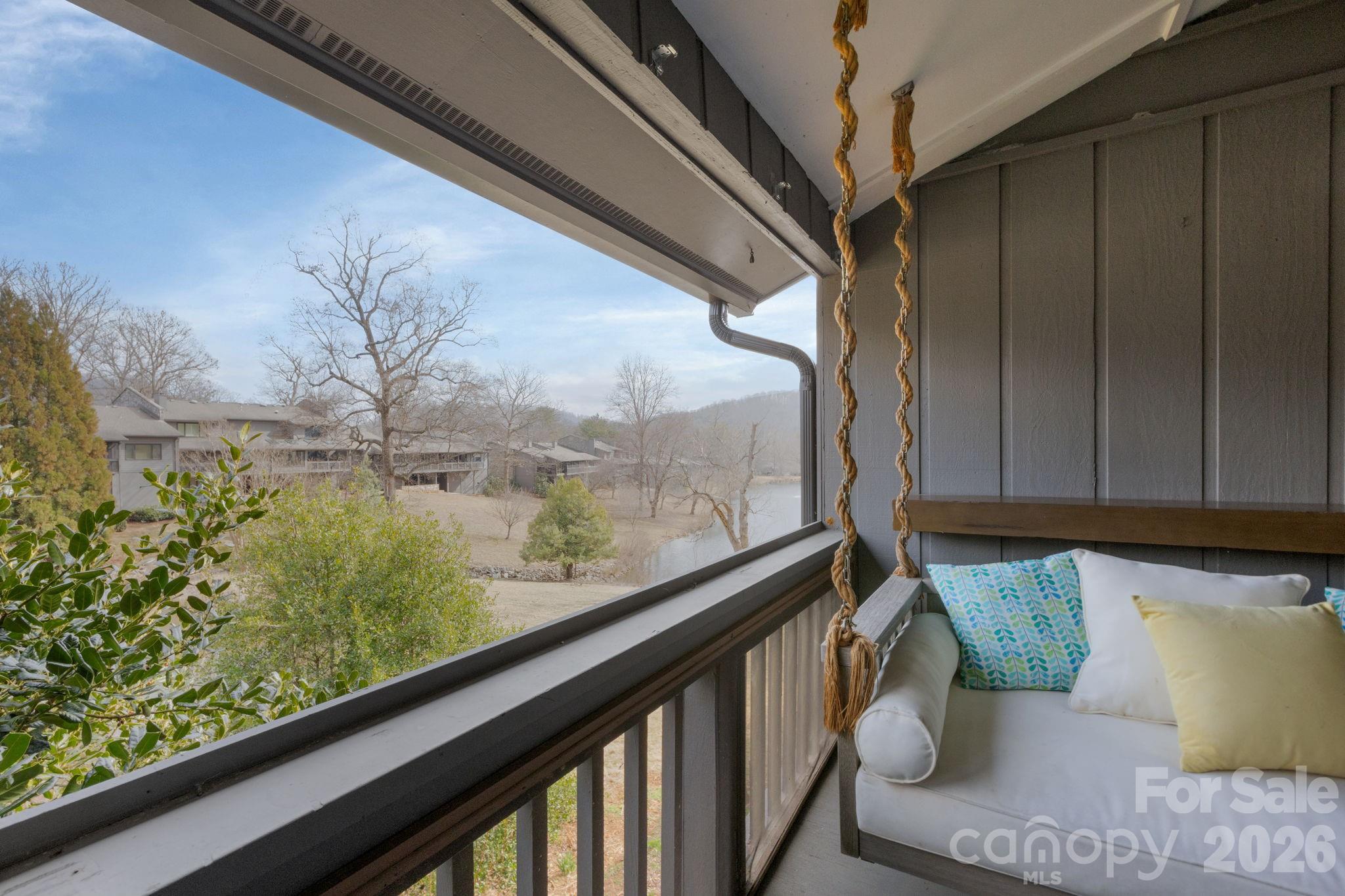 403 Crowfields Drive — Asheville