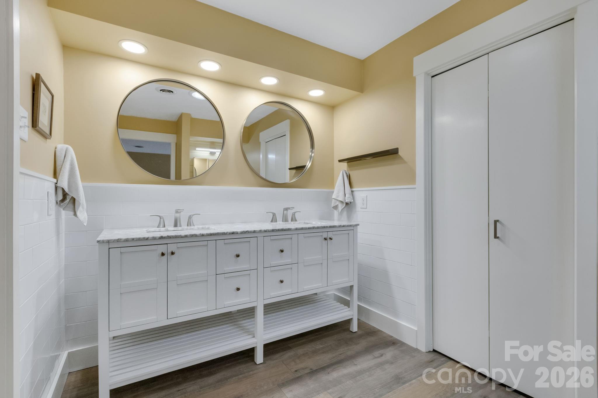 403 Crowfields Drive — Asheville