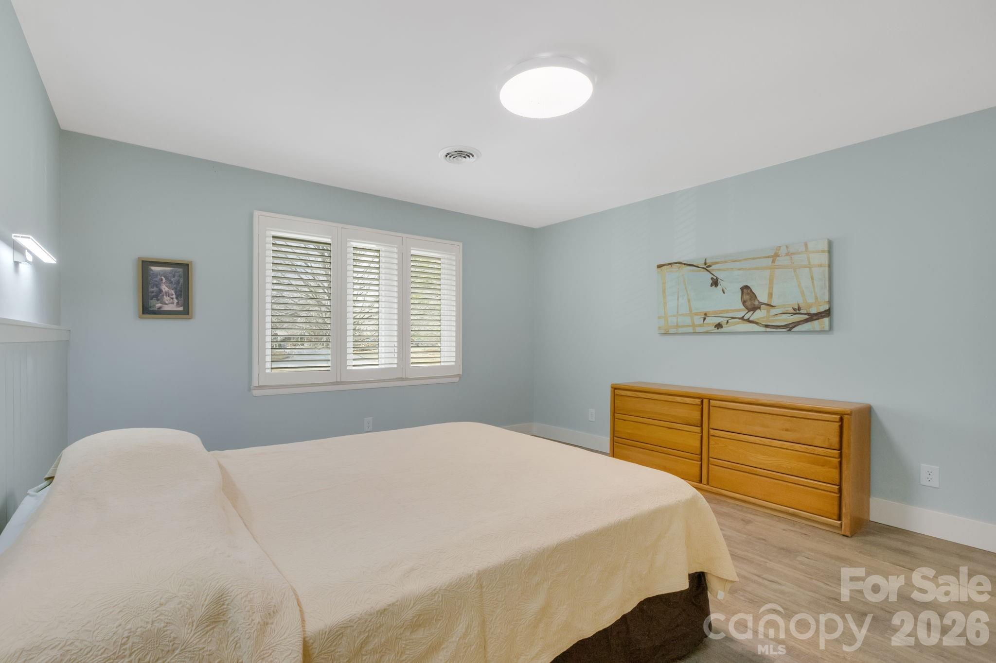 403 Crowfields Drive — Asheville