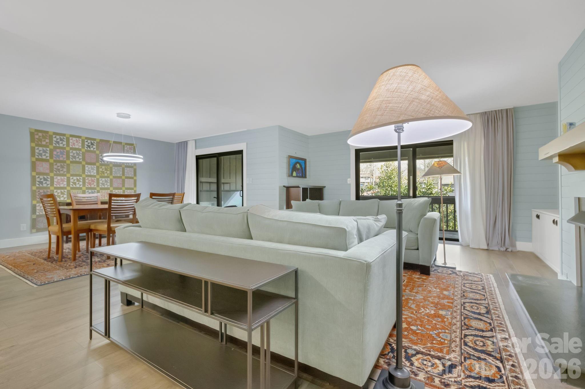 403 Crowfields Drive — Asheville